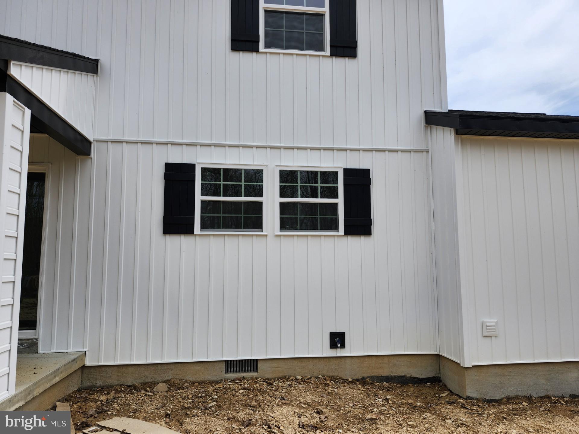 LAKEWOOD - Residential