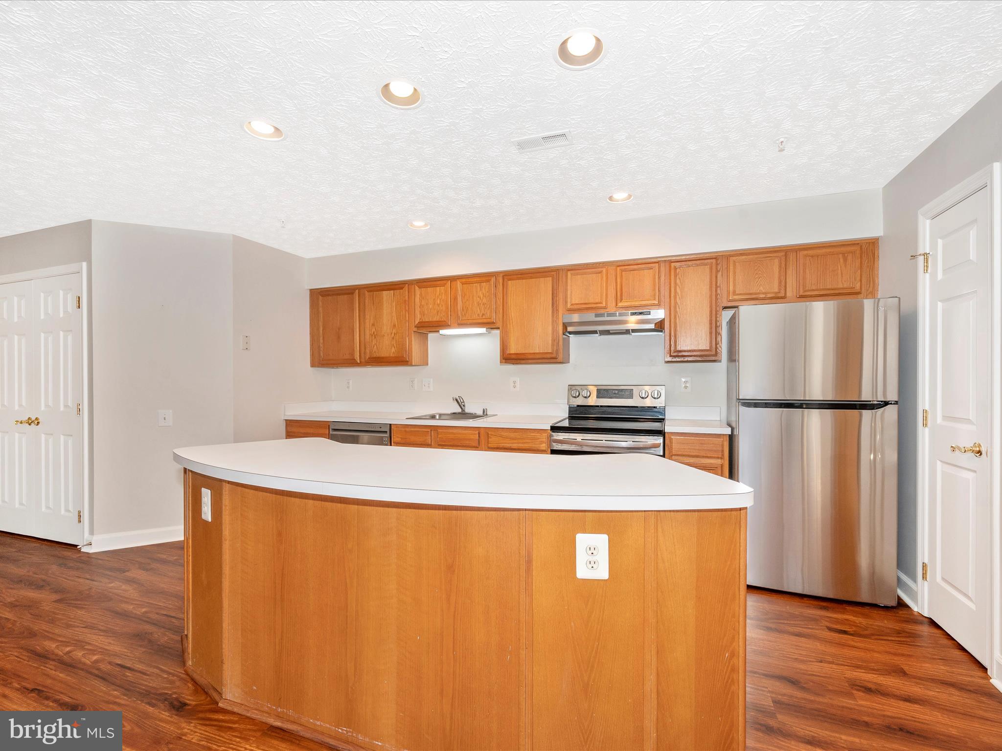 SPRING RIDGE - Residential Lease