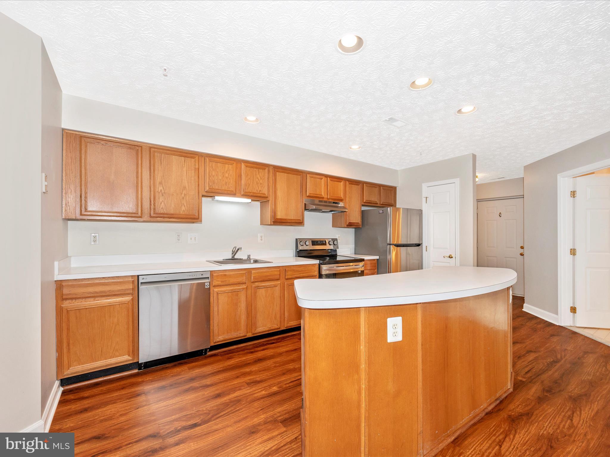 SPRING RIDGE - Residential Lease