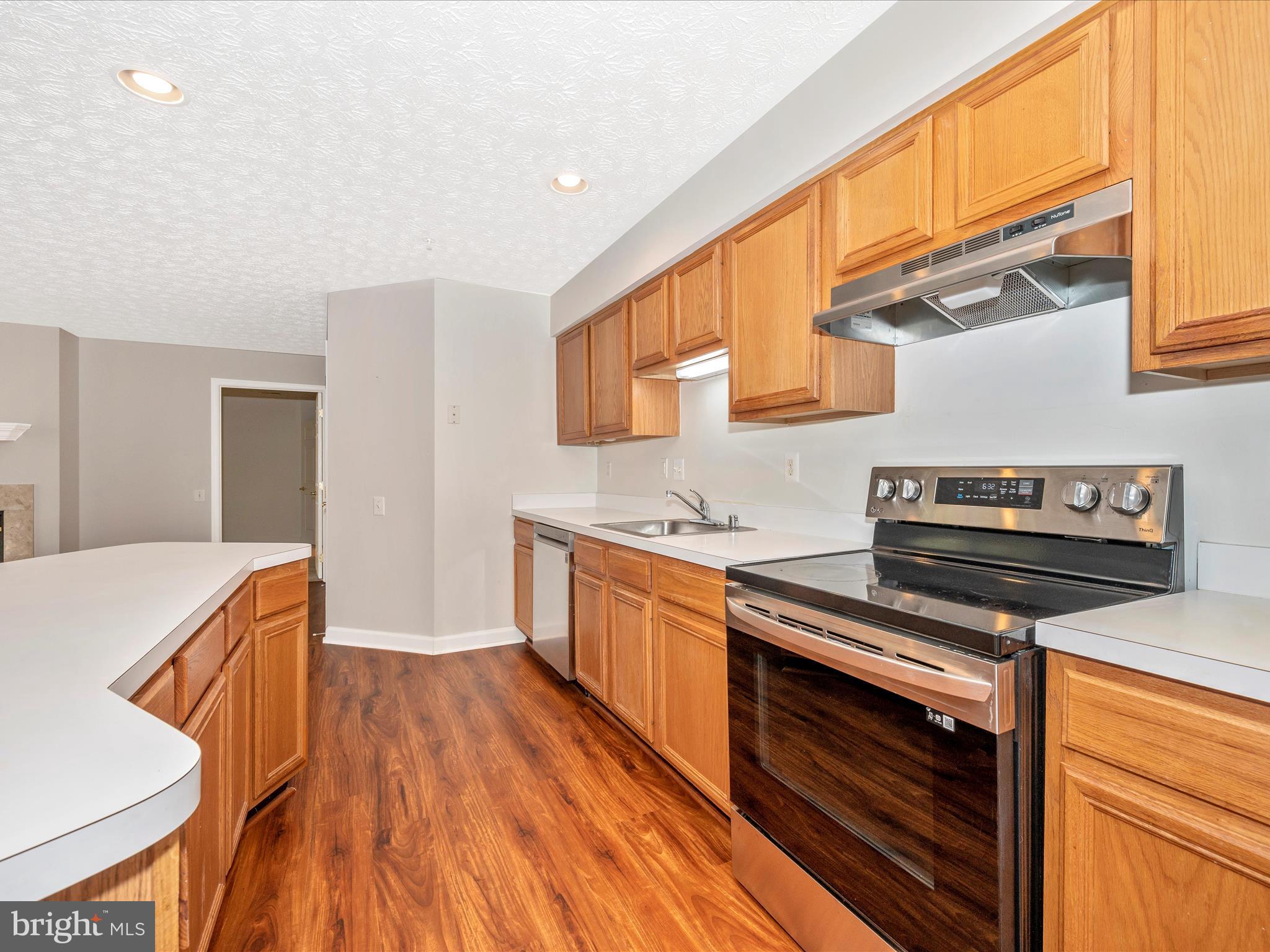 SPRING RIDGE - Residential Lease