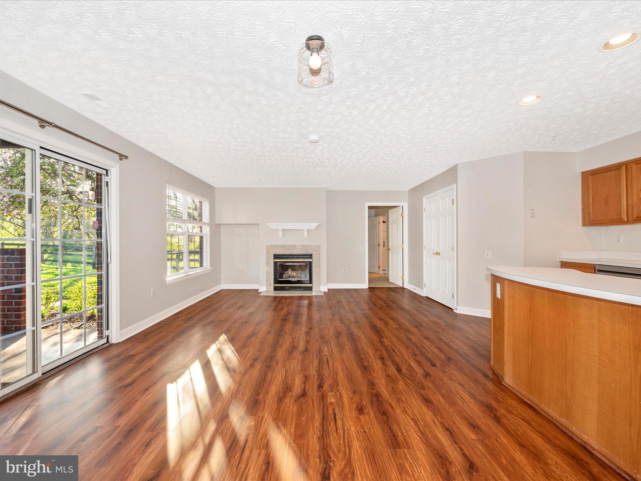 SPRING RIDGE - Residential Lease