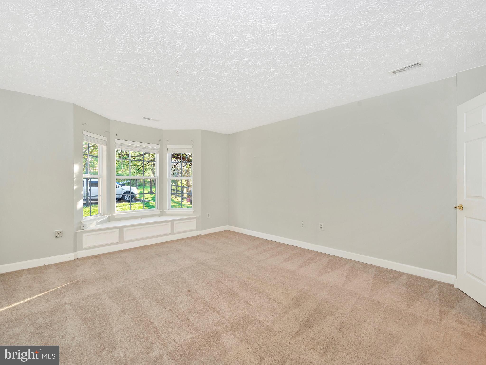 SPRING RIDGE - Residential Lease