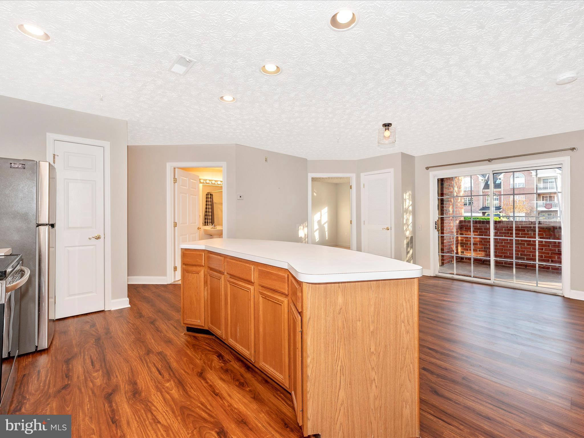 SPRING RIDGE - Residential Lease