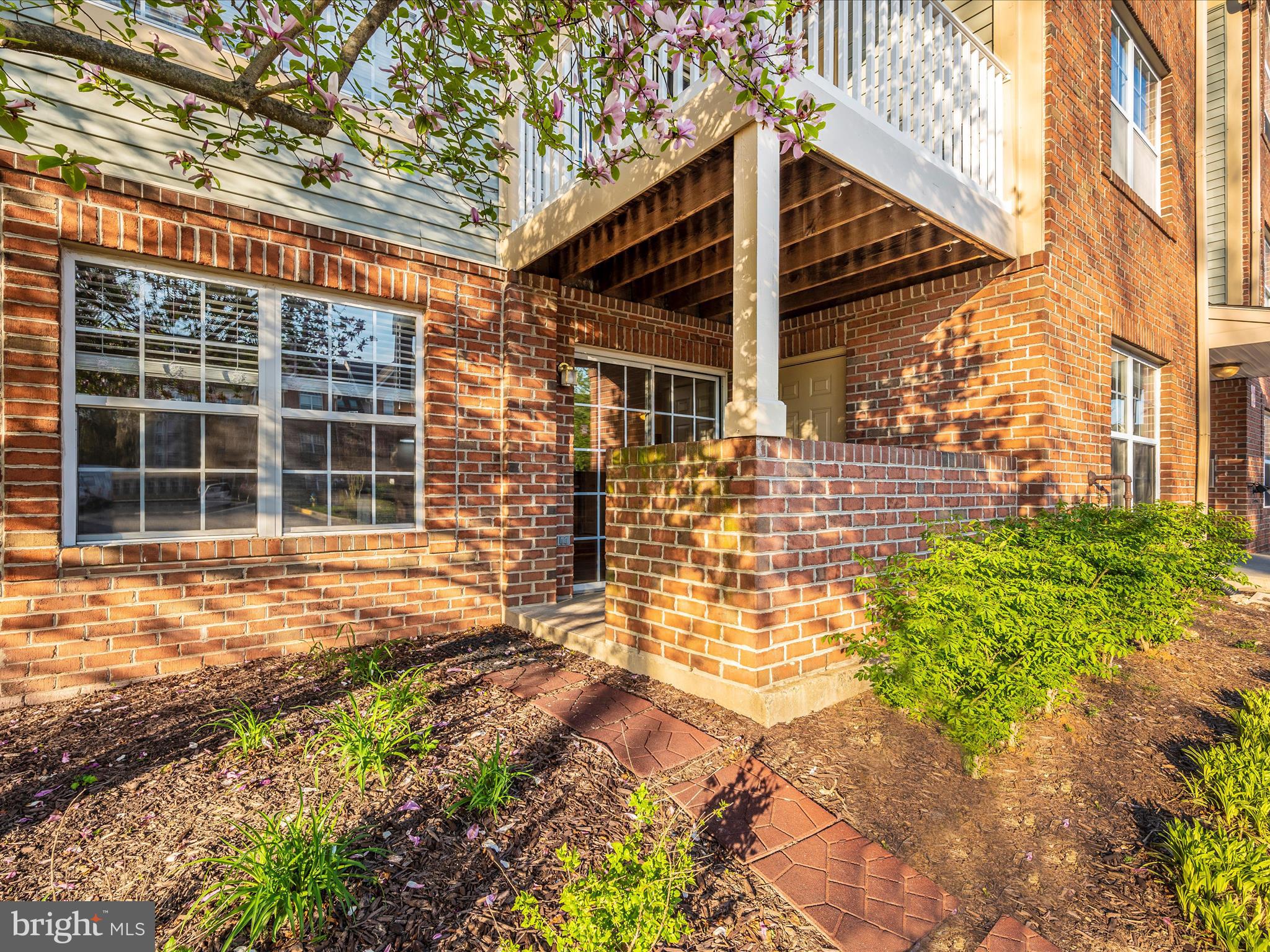 SPRING RIDGE - Residential Lease