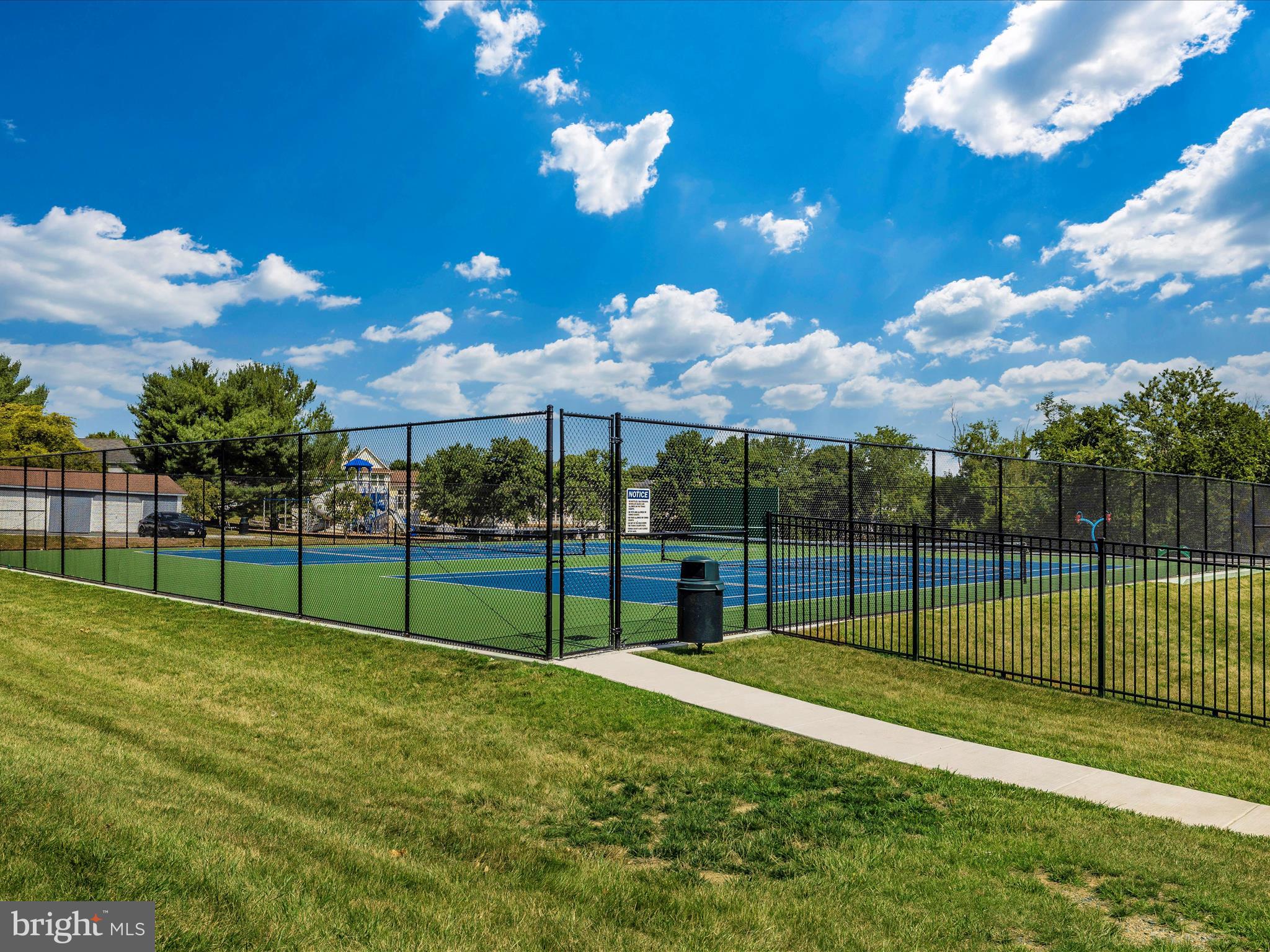 SPRING RIDGE - Residential Lease