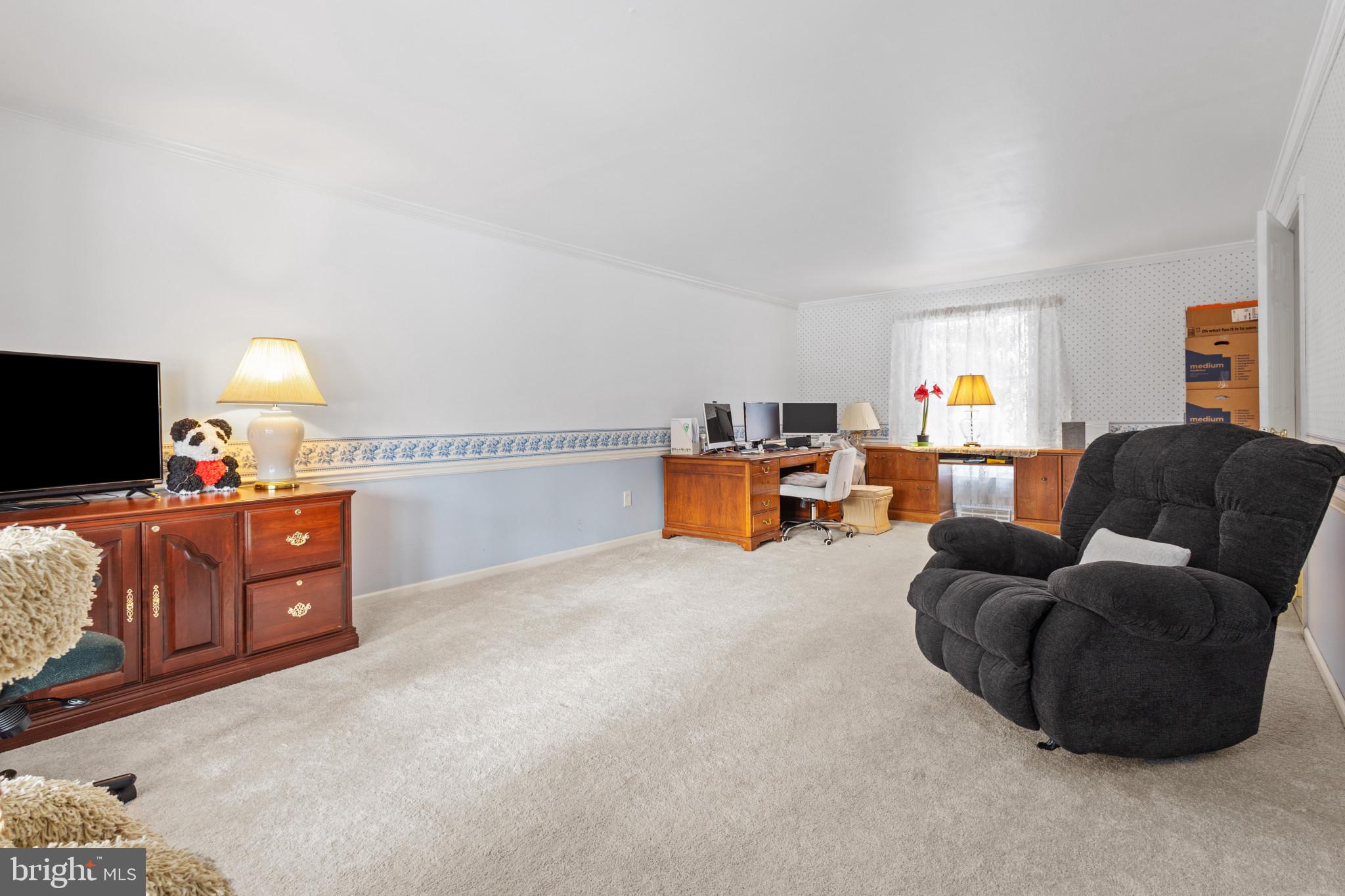 WOODCREST SHORES - Residential