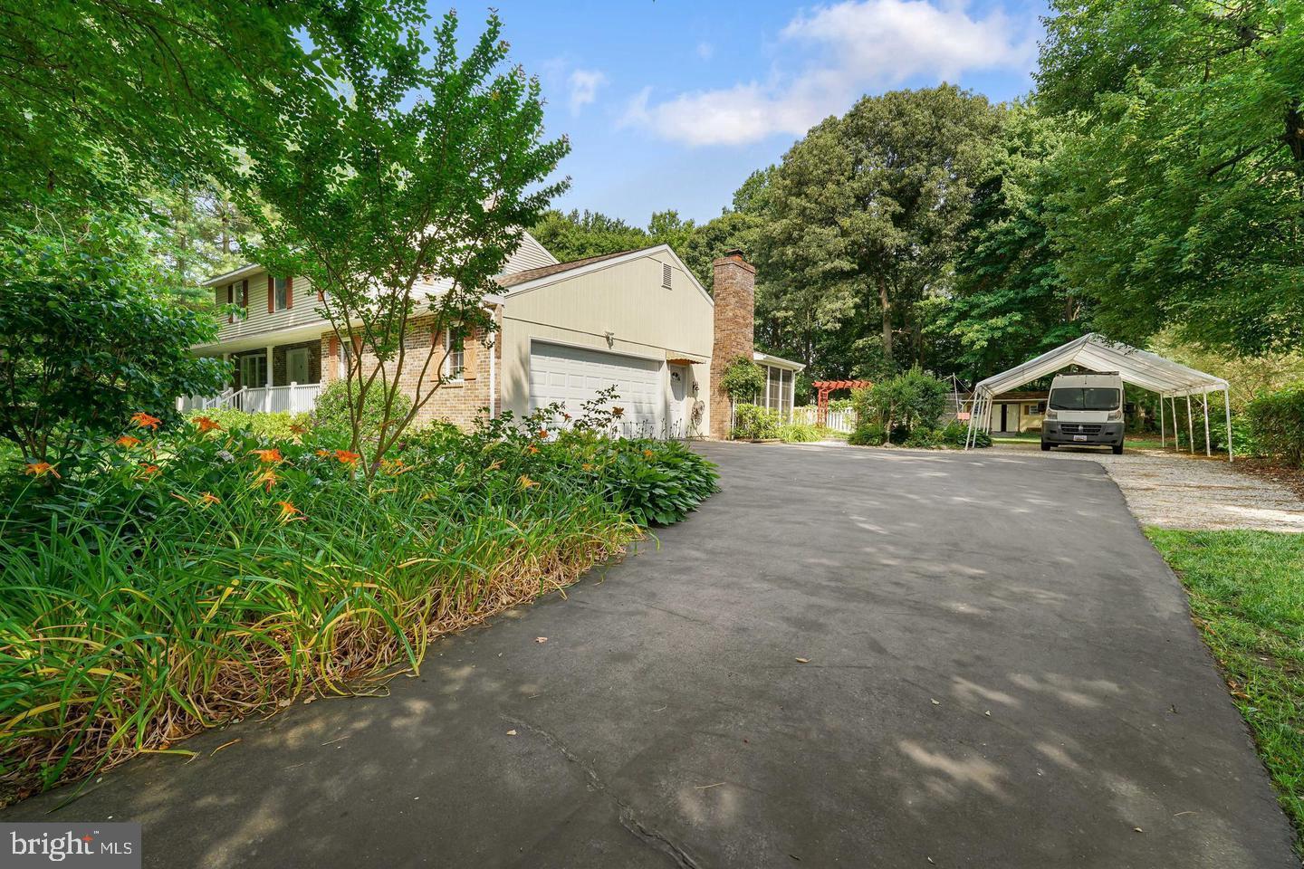 WOODCREST SHORES - Residential
