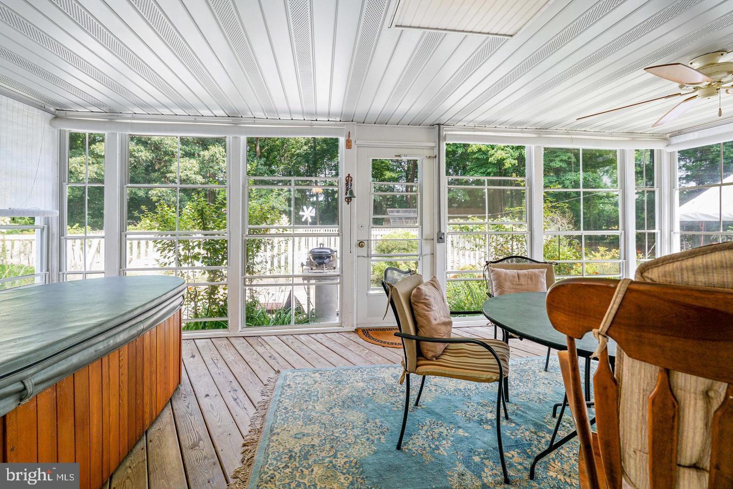 WOODCREST SHORES - Residential
