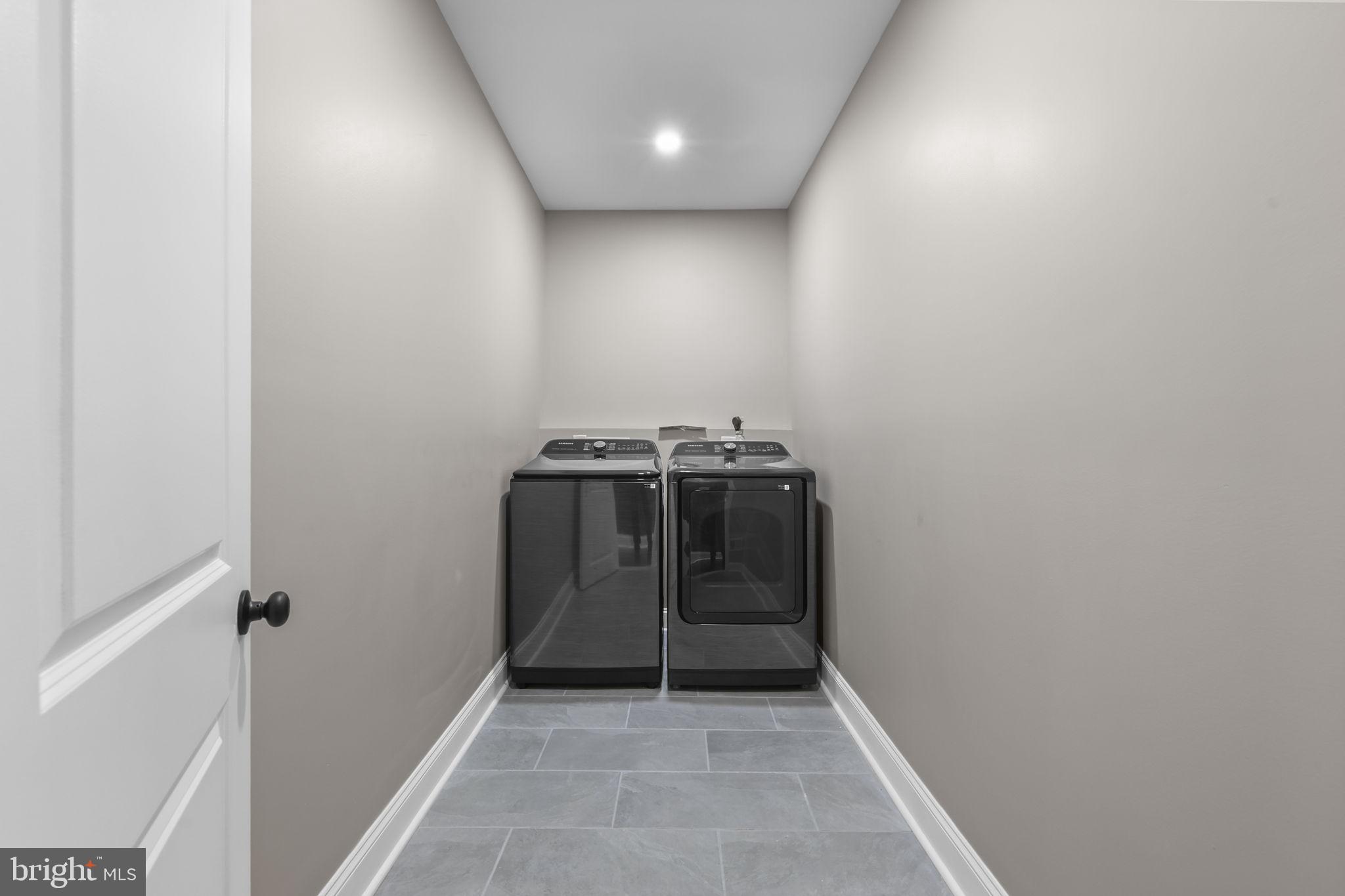 UNIVERSITY CITY - Residential