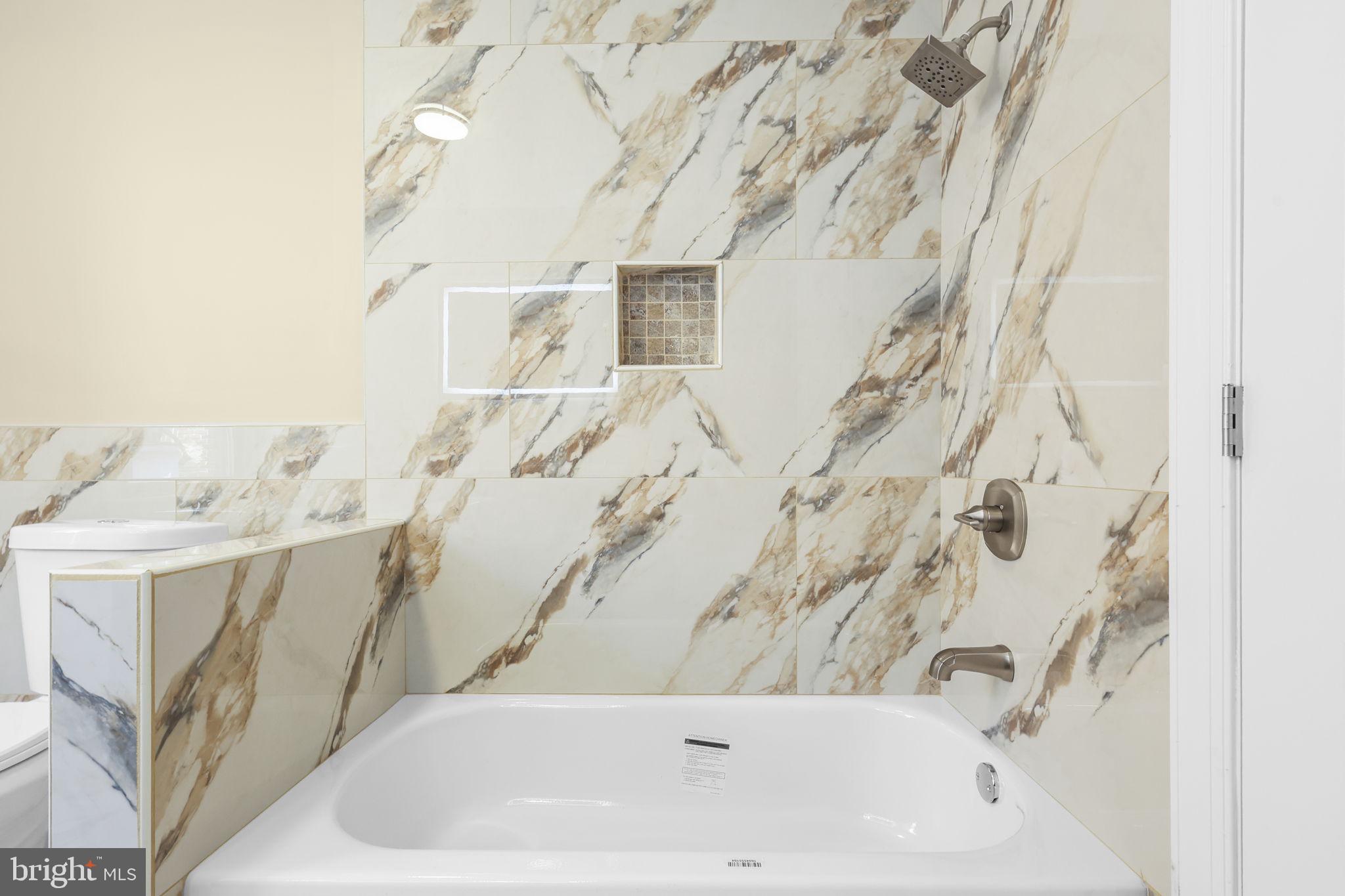 UNIVERSITY CITY - Residential