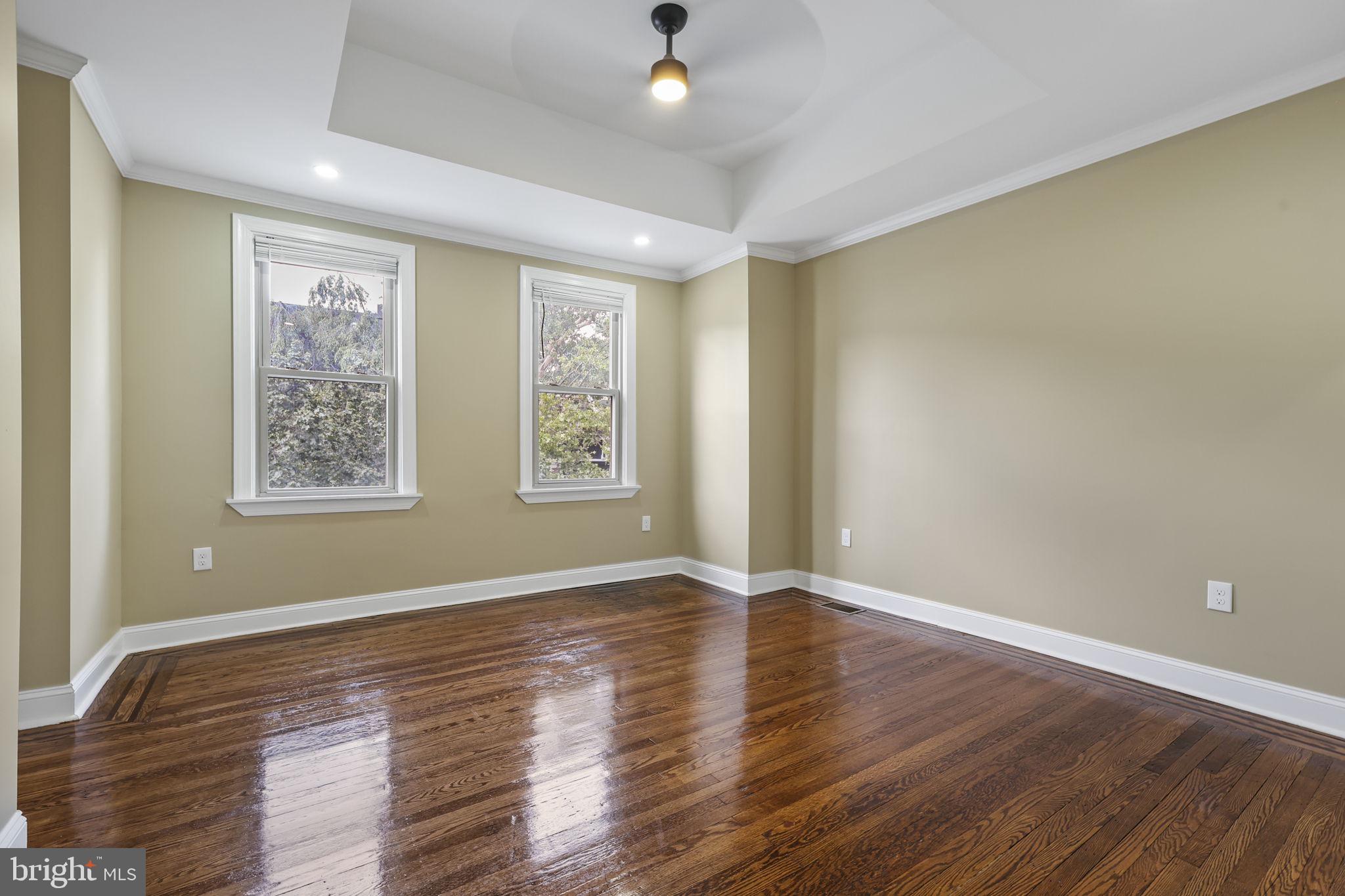 UNIVERSITY CITY - Residential