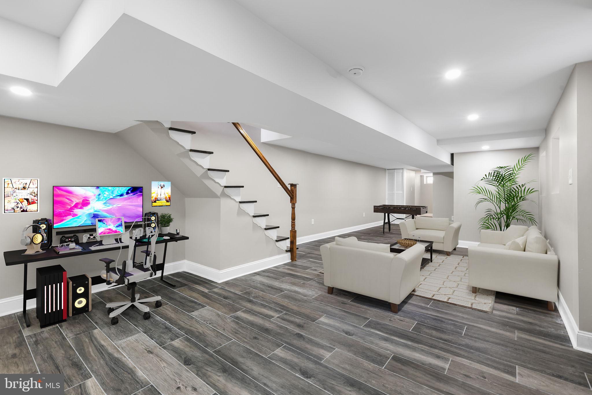 UNIVERSITY CITY - Residential