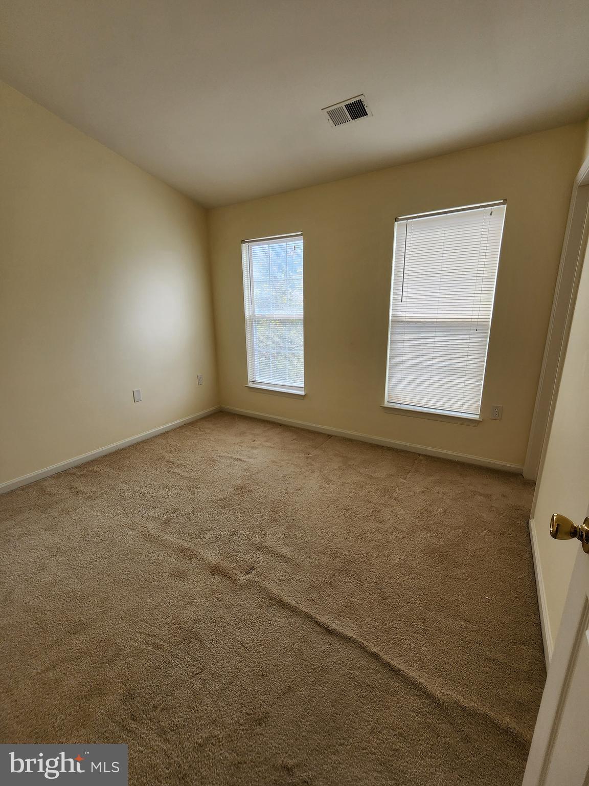 LIFESTYLE AT SULLY STATION - Residential Lease