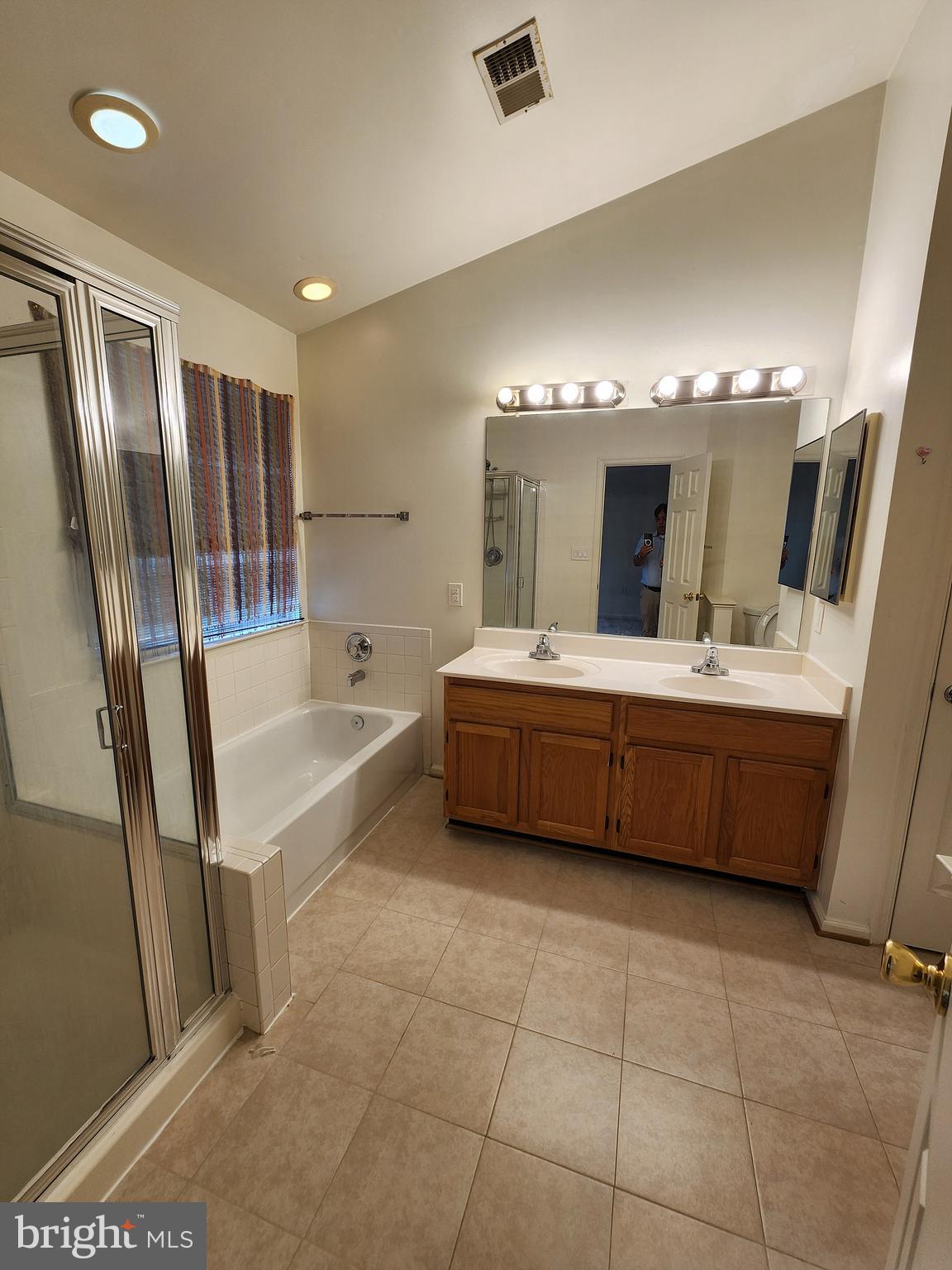 LIFESTYLE AT SULLY STATION - Residential Lease