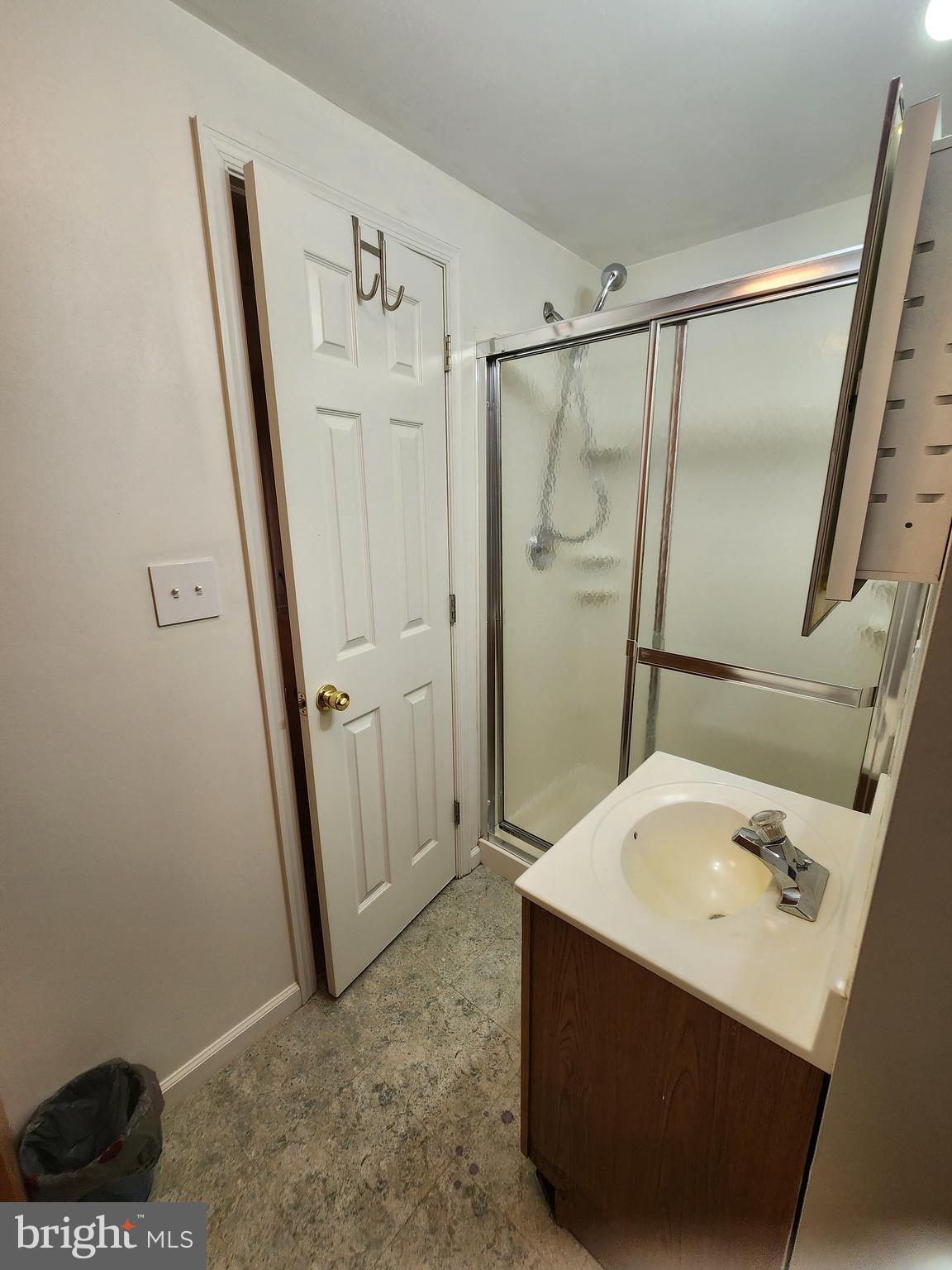 LIFESTYLE AT SULLY STATION - Residential Lease