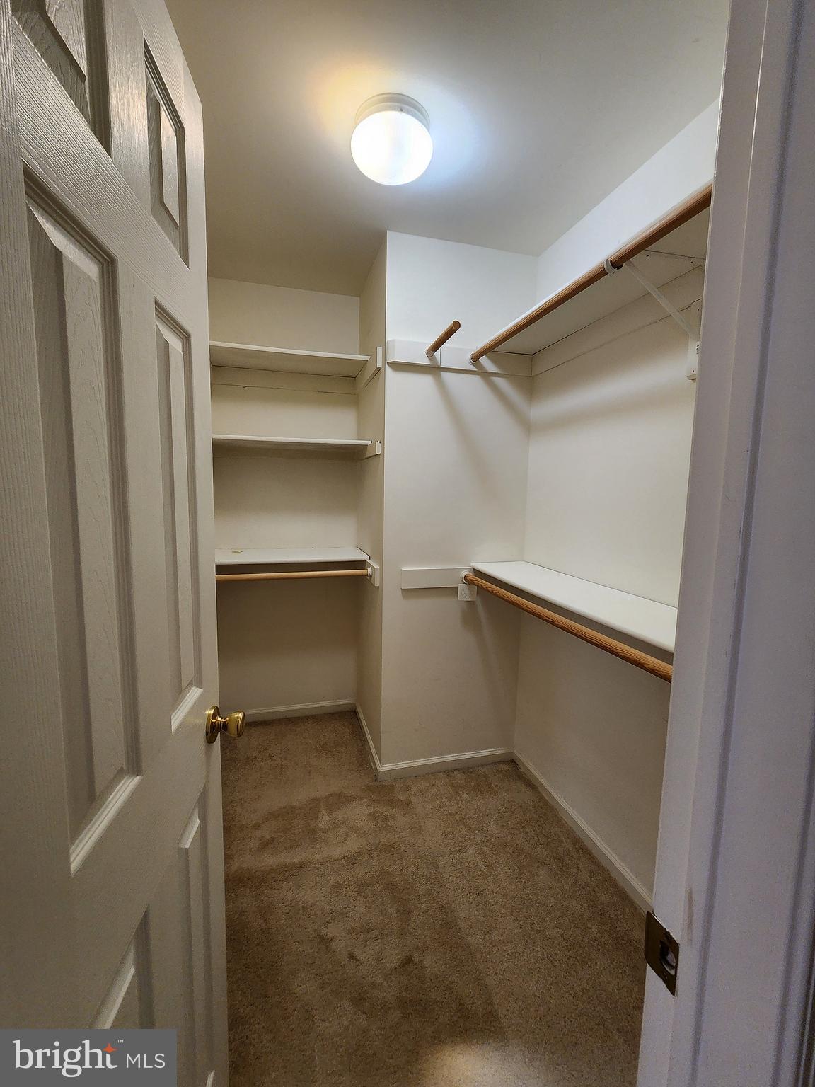 LIFESTYLE AT SULLY STATION - Residential Lease