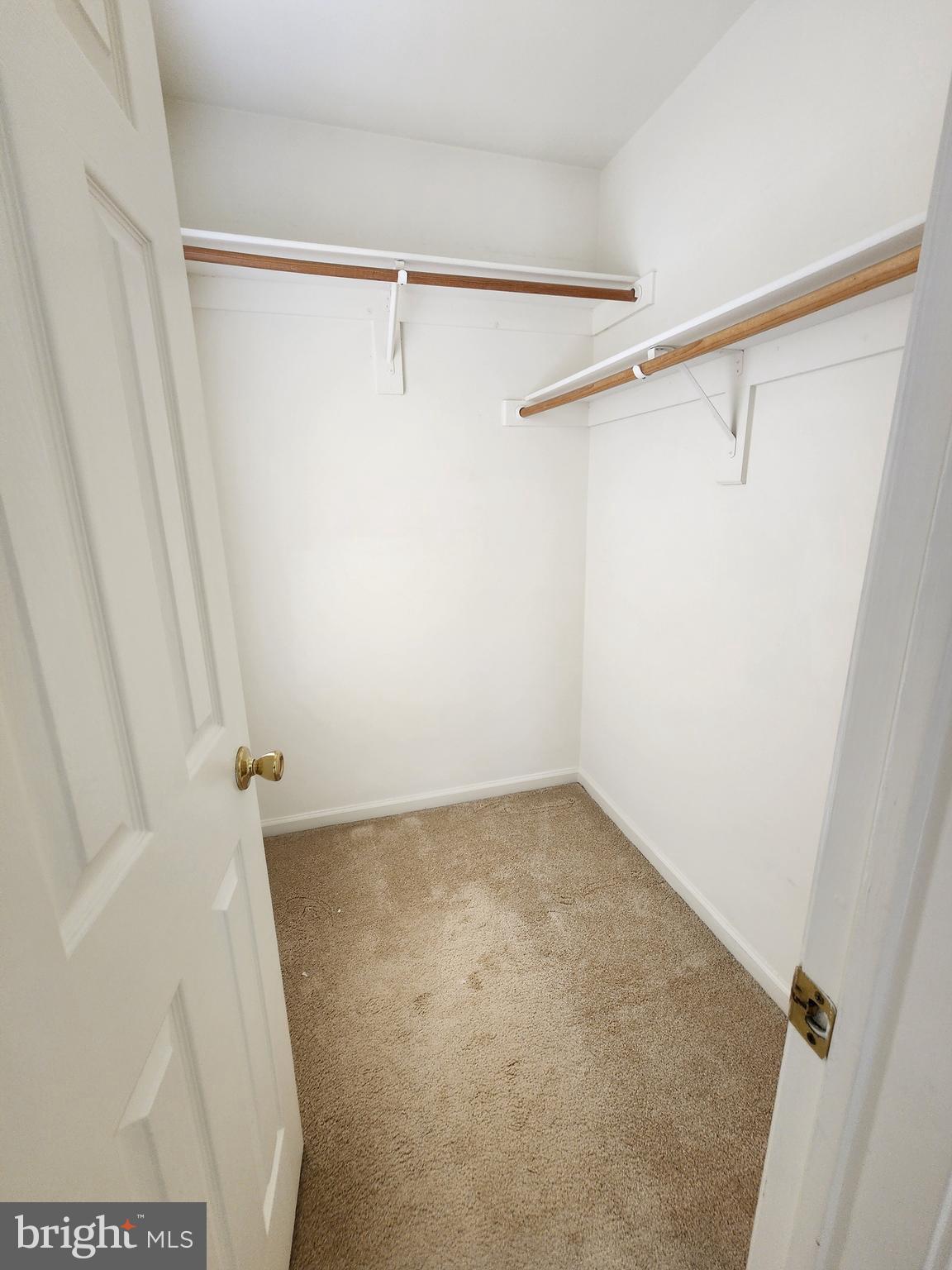 LIFESTYLE AT SULLY STATION - Residential Lease