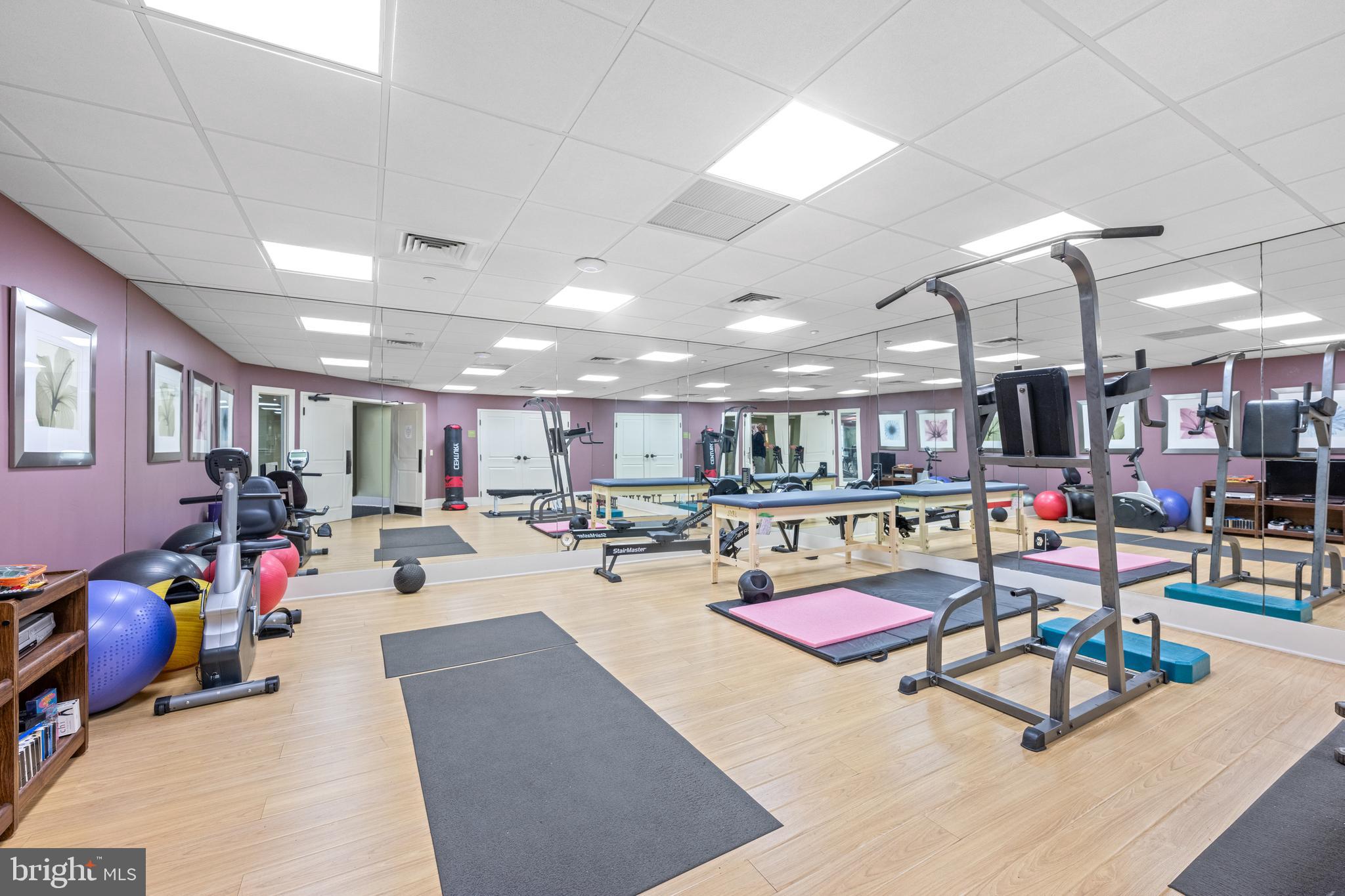 WINDSOR AT GLEN MI - Residential