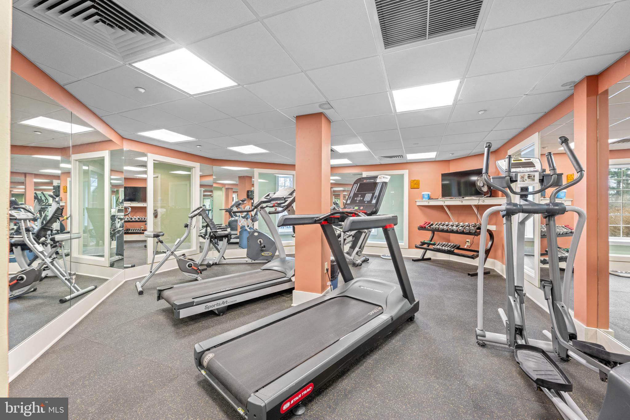 WINDSOR AT GLEN MI - Residential