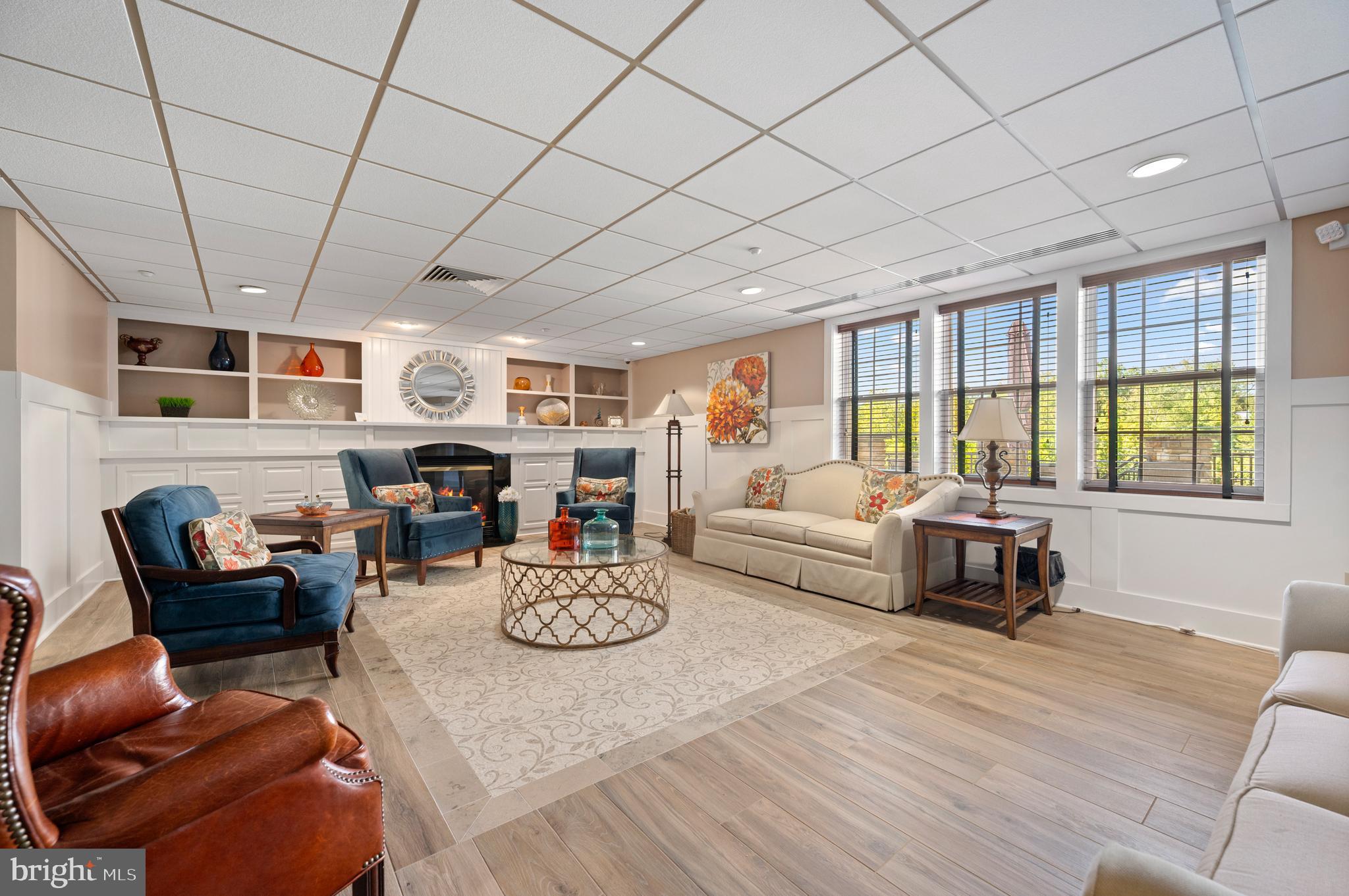 WINDSOR AT GLEN MI - Residential