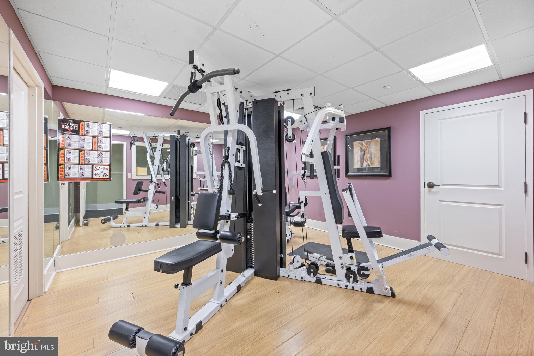 WINDSOR AT GLEN MI - Residential