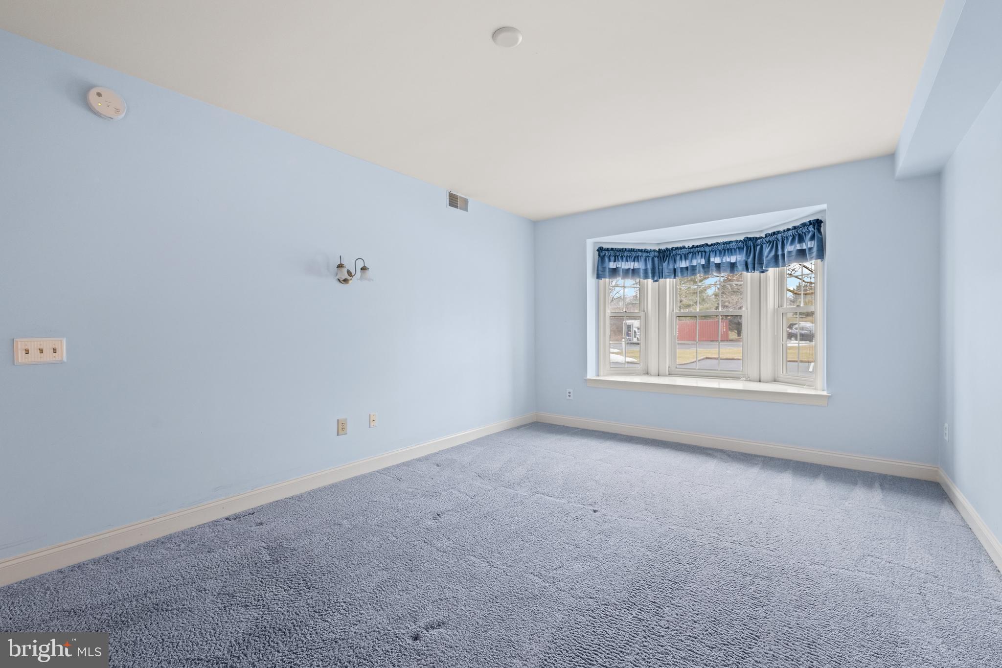 WINDSOR AT GLEN MI - Residential