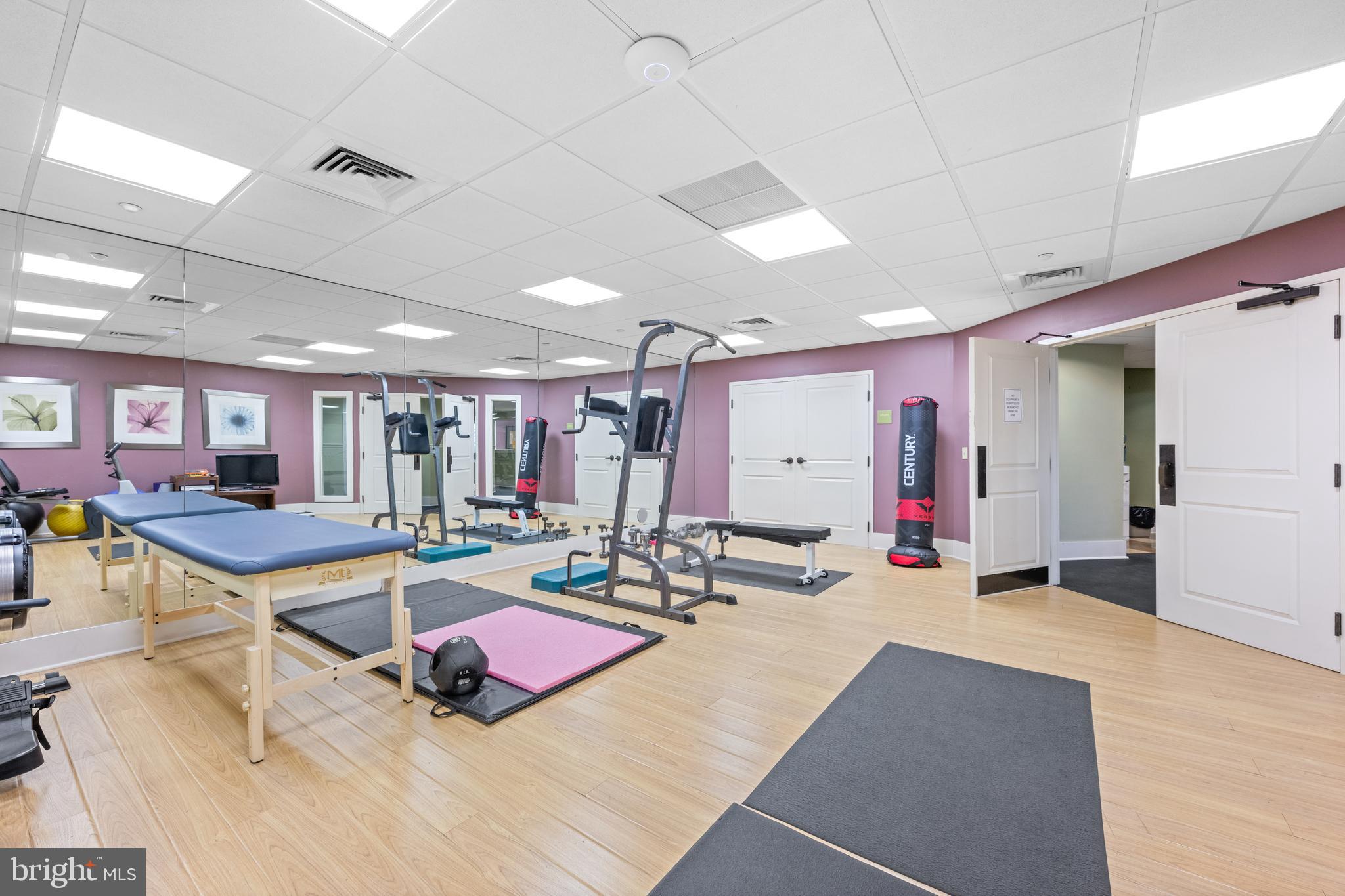 WINDSOR AT GLEN MI - Residential