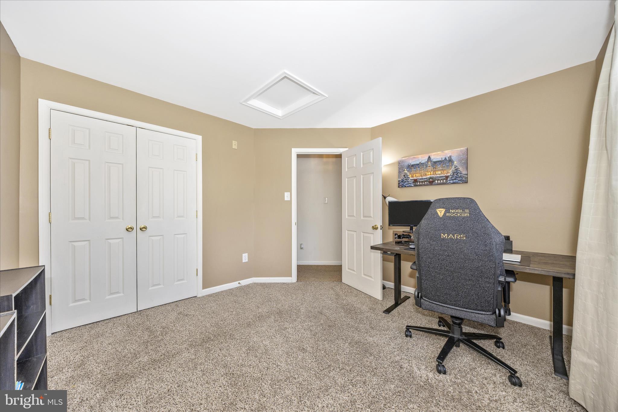 ROCKINGHAM - Residential