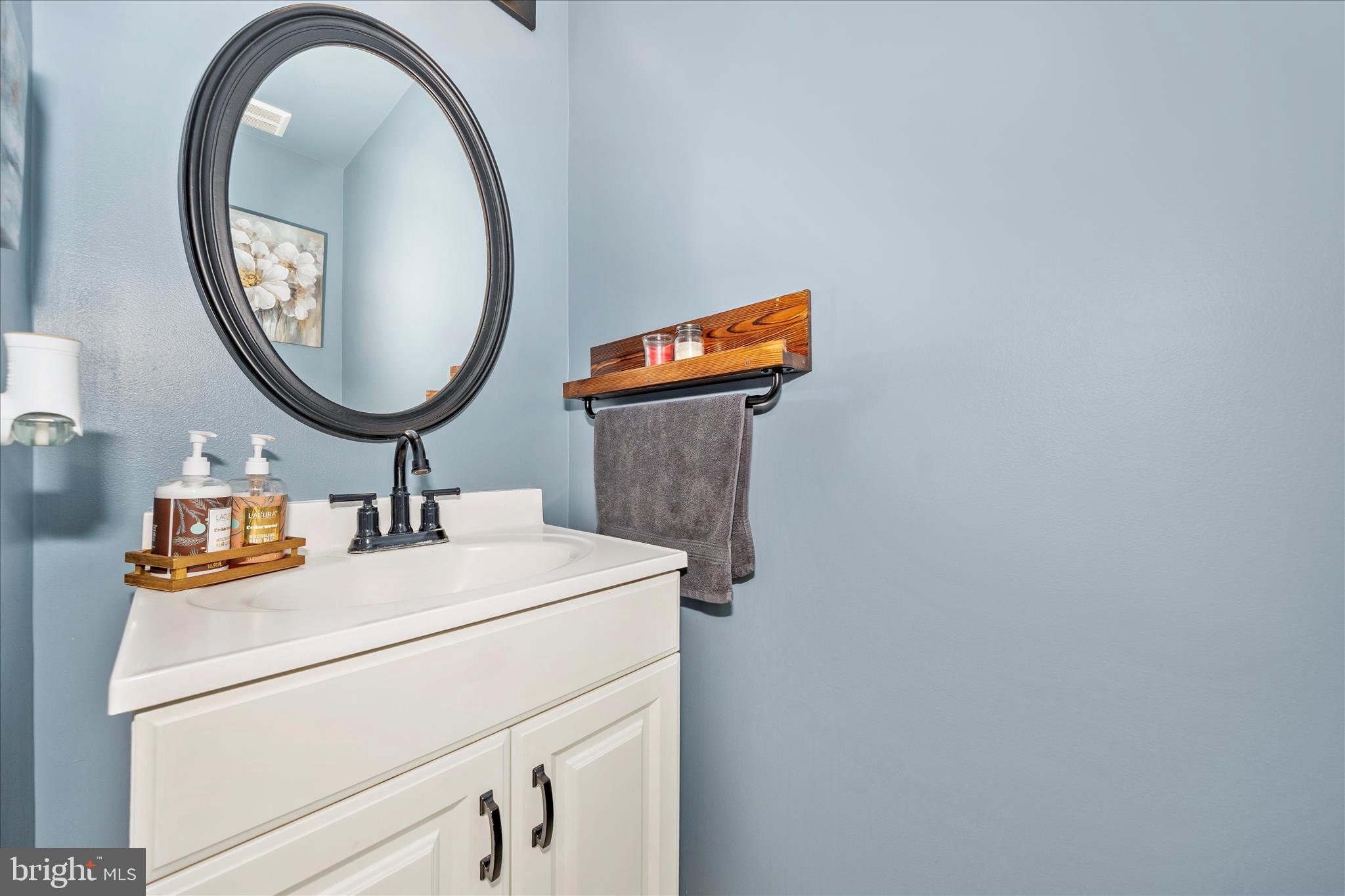 ROCKINGHAM - Residential