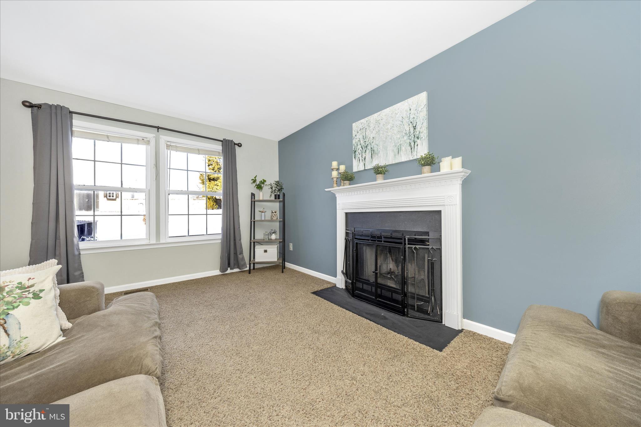 ROCKINGHAM - Residential