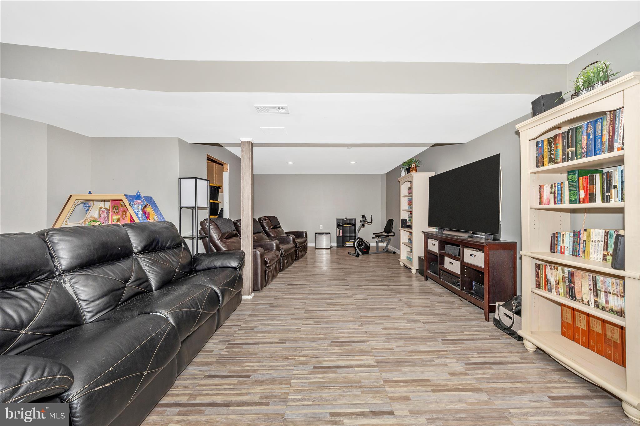 ROCKINGHAM - Residential