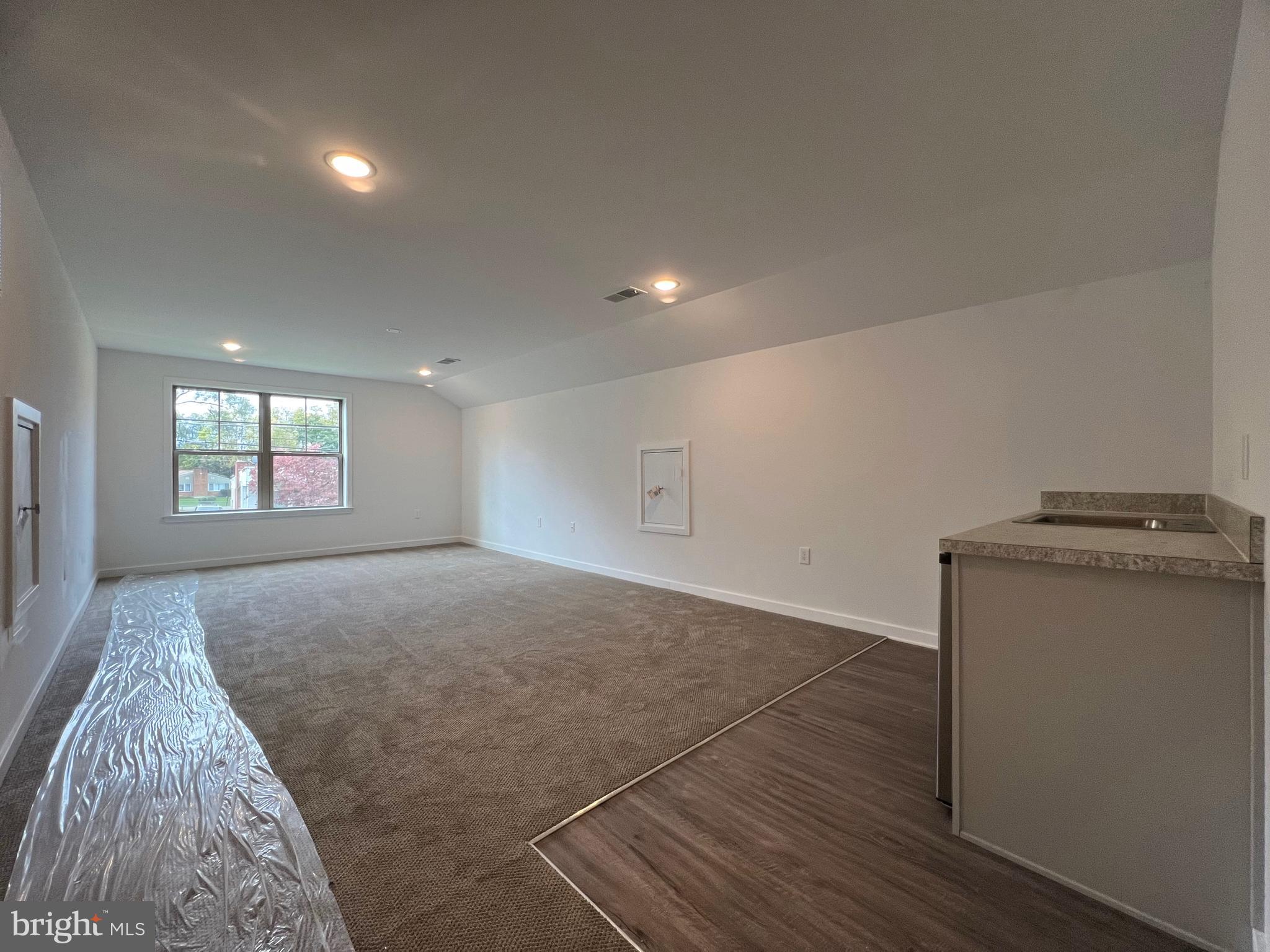 THE VILLAS AT WARM SPRINGS - Residential