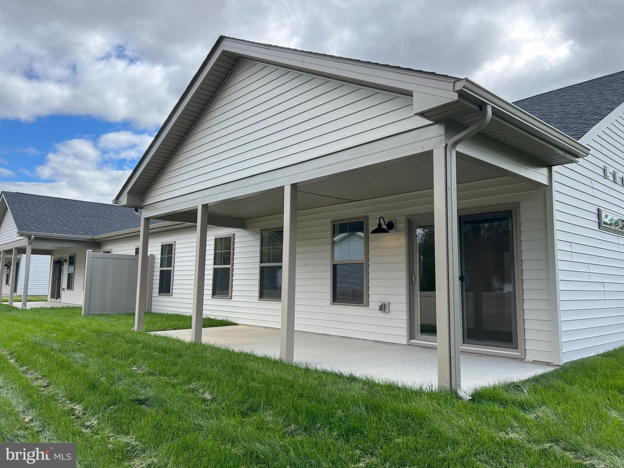 THE VILLAS AT WARM SPRINGS - Residential