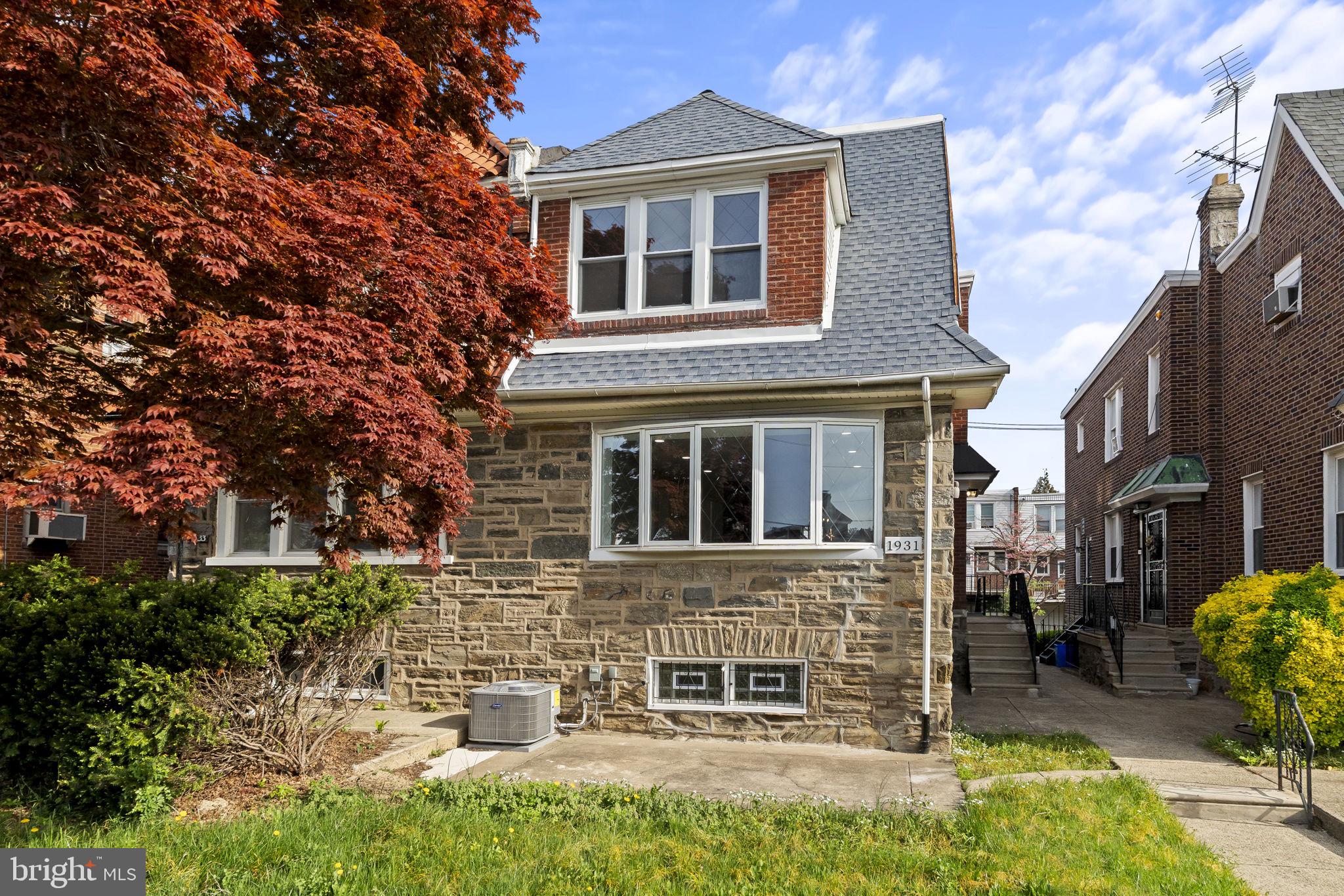 WEST OAK LANE - Residential