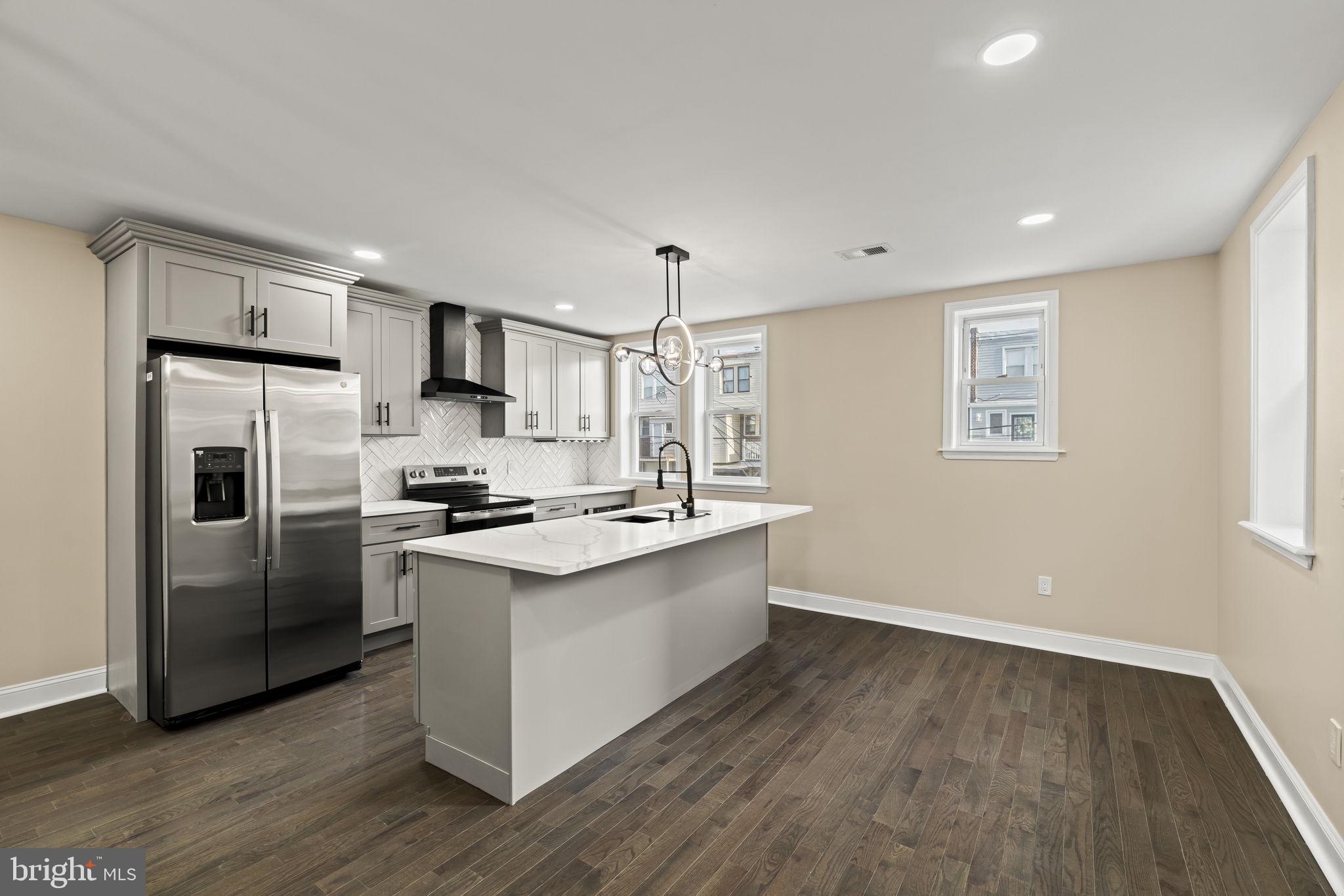 WEST OAK LANE - Residential