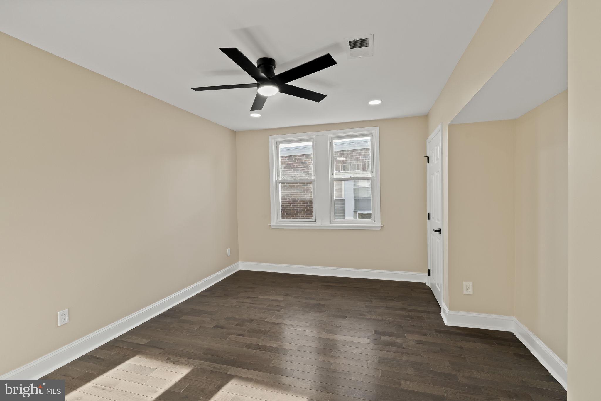 WEST OAK LANE - Residential