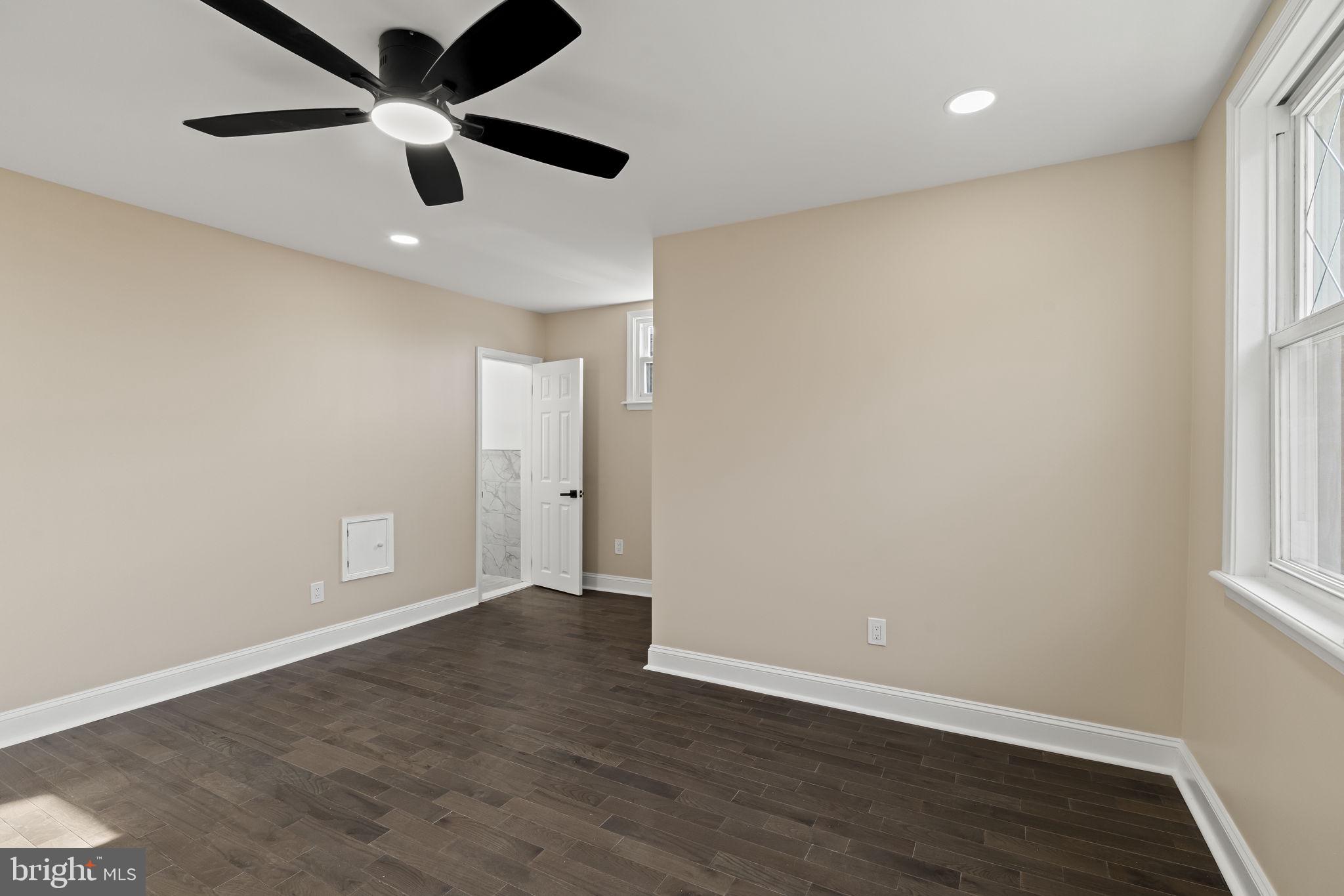 WEST OAK LANE - Residential