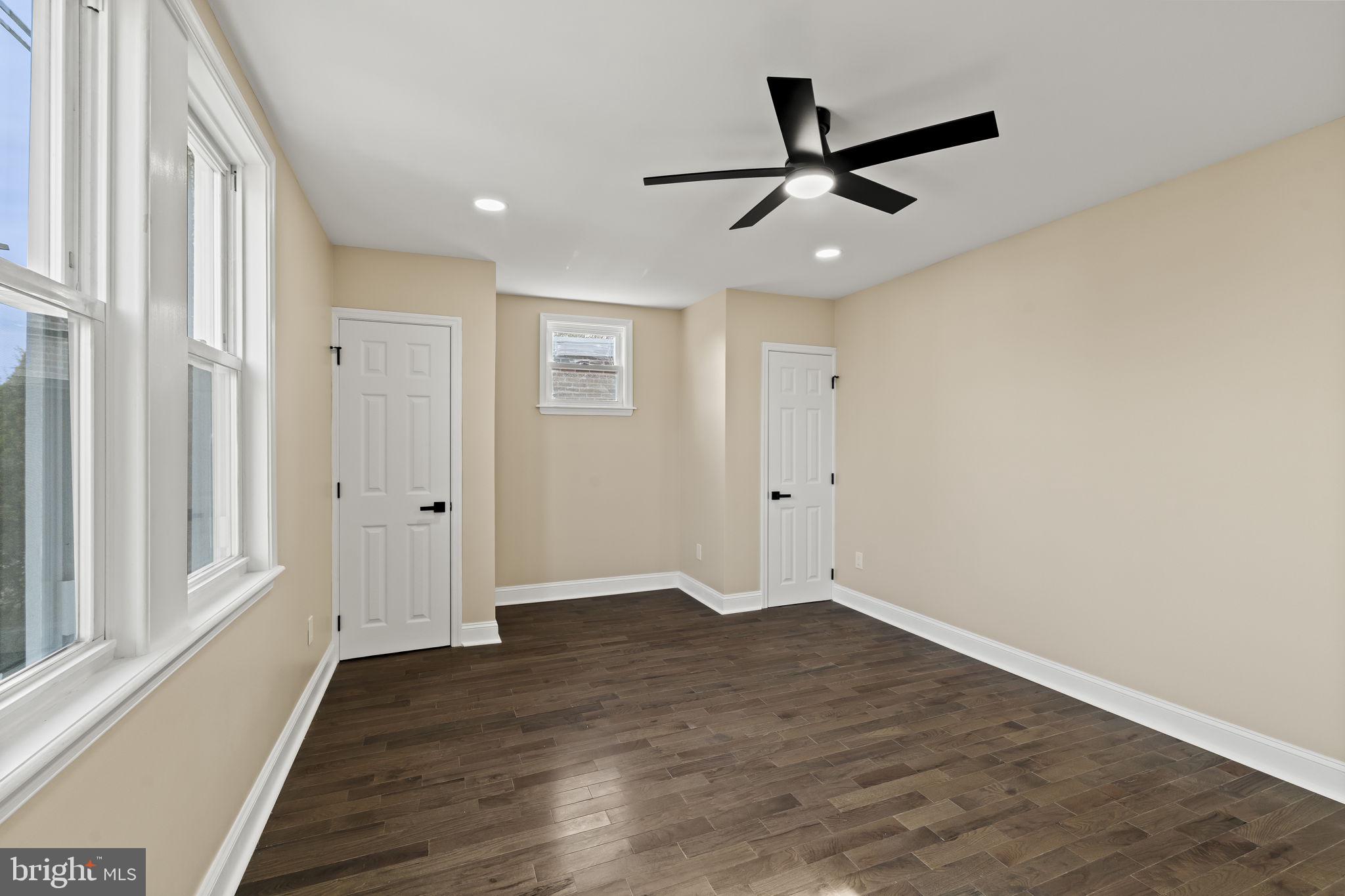 WEST OAK LANE - Residential