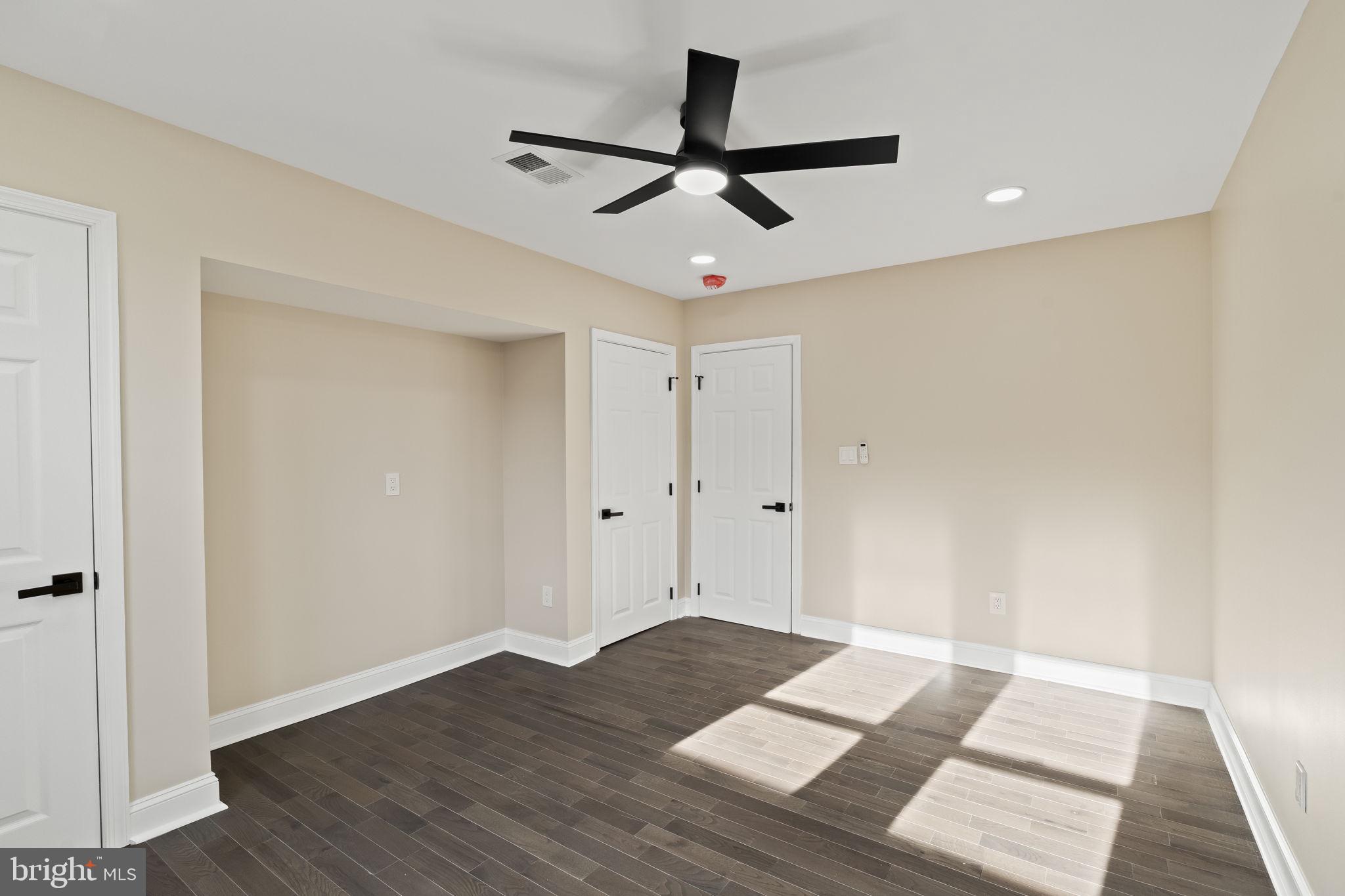 WEST OAK LANE - Residential