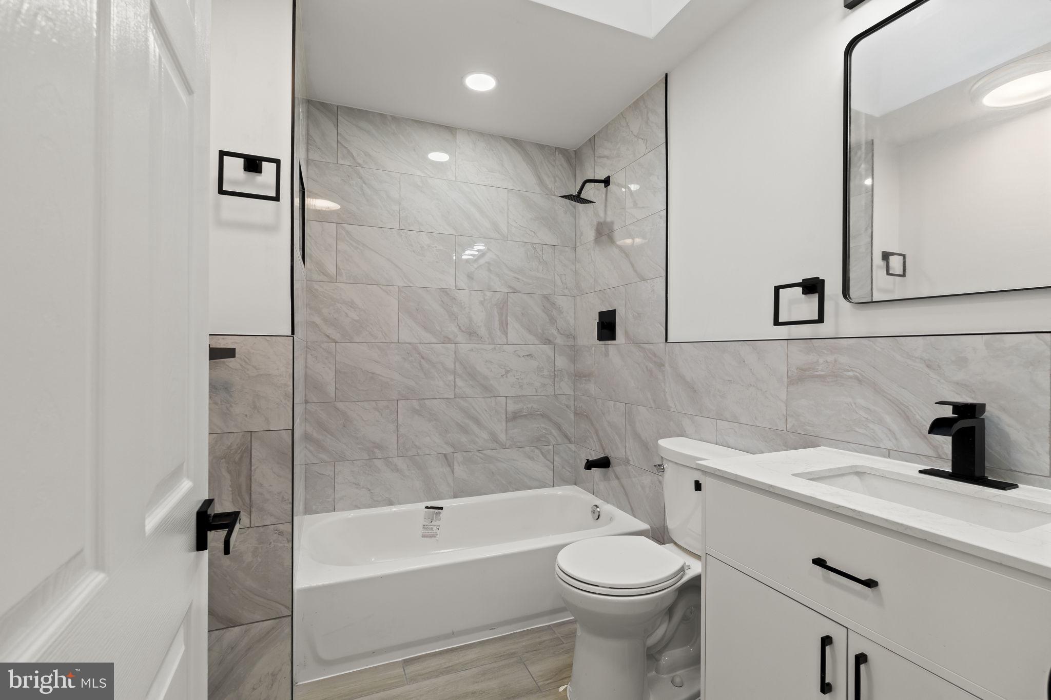 WEST OAK LANE - Residential