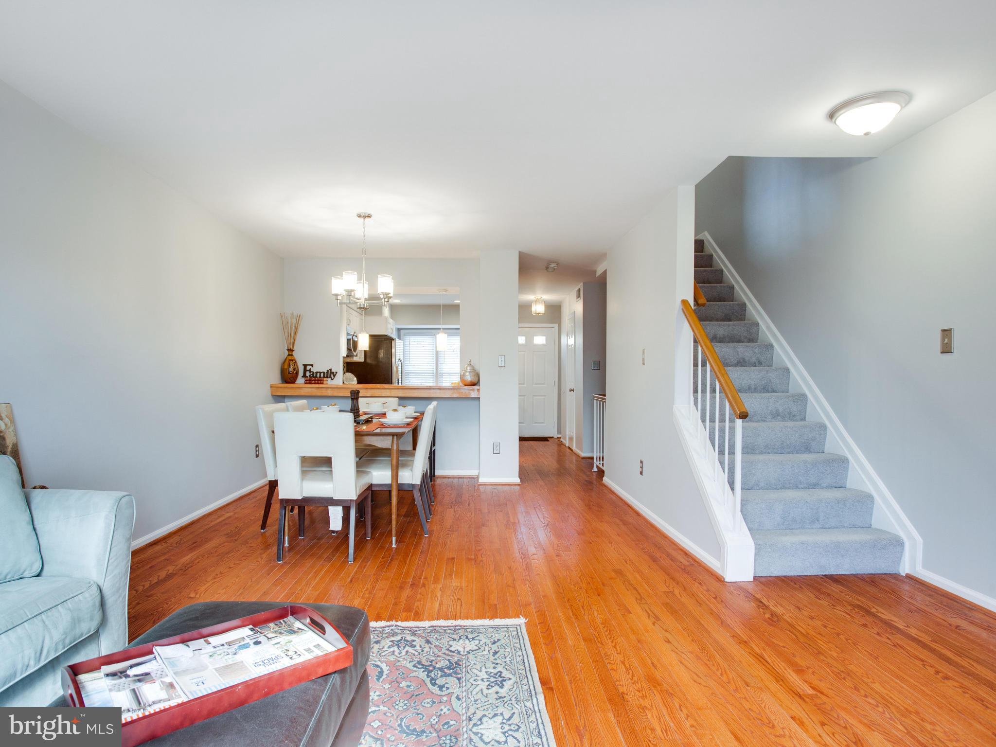 SPRINGFIELD OAKS - Residential