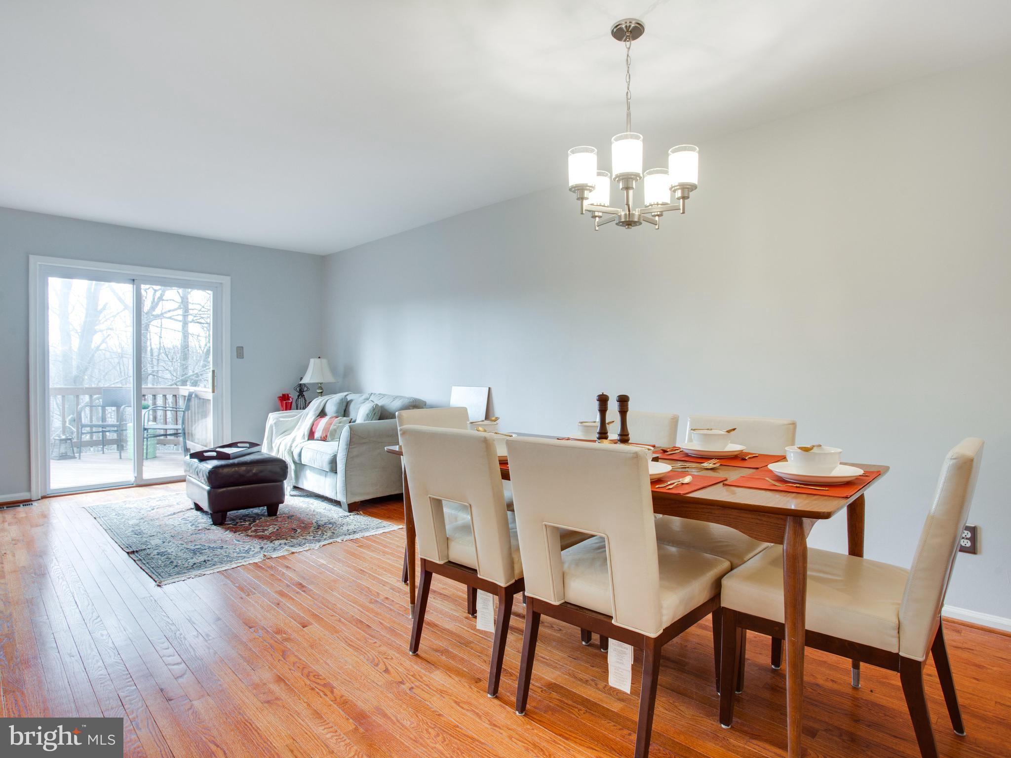 SPRINGFIELD OAKS - Residential