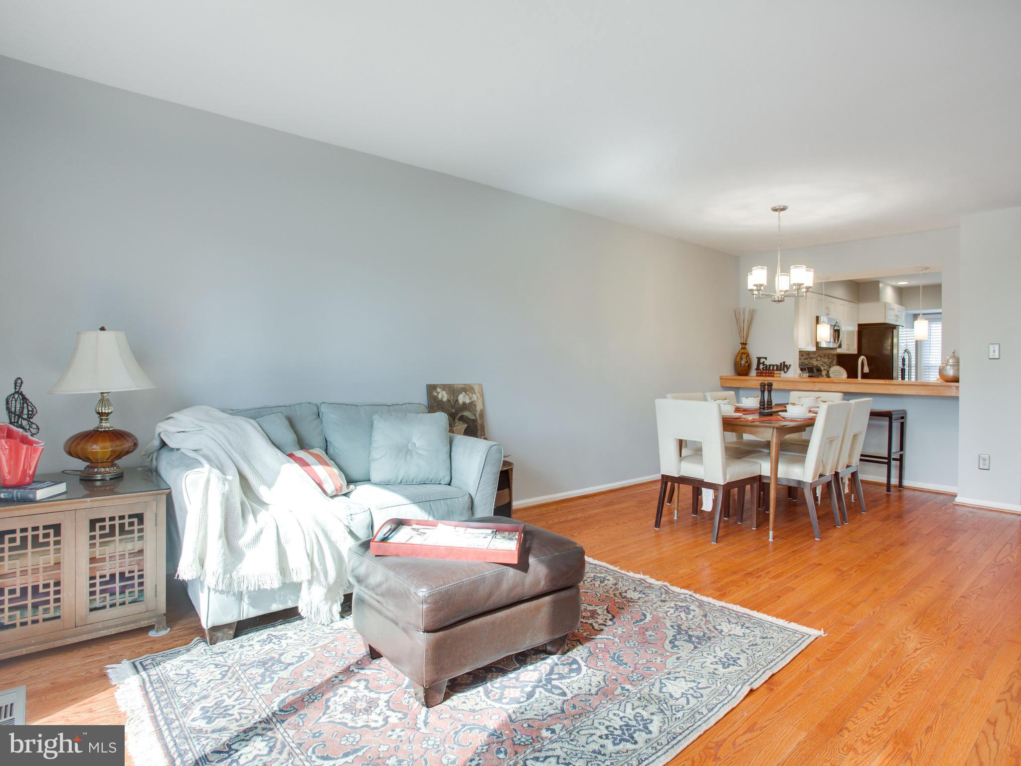 SPRINGFIELD OAKS - Residential