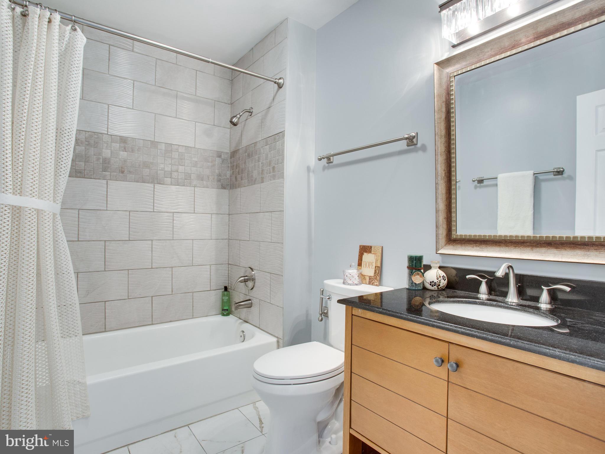 SPRINGFIELD OAKS - Residential