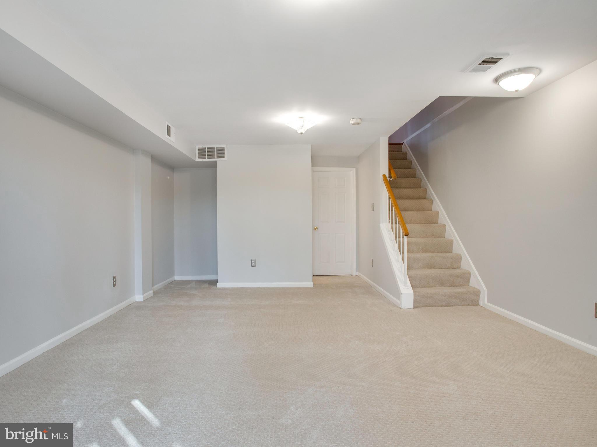 SPRINGFIELD OAKS - Residential