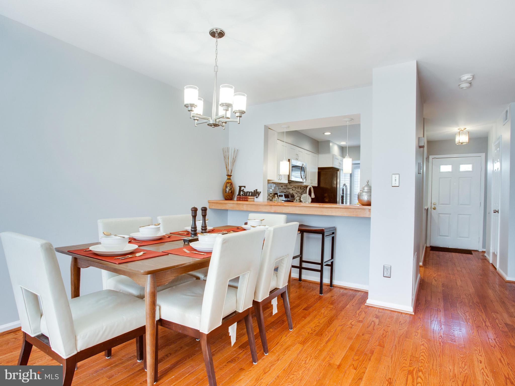 SPRINGFIELD OAKS - Residential