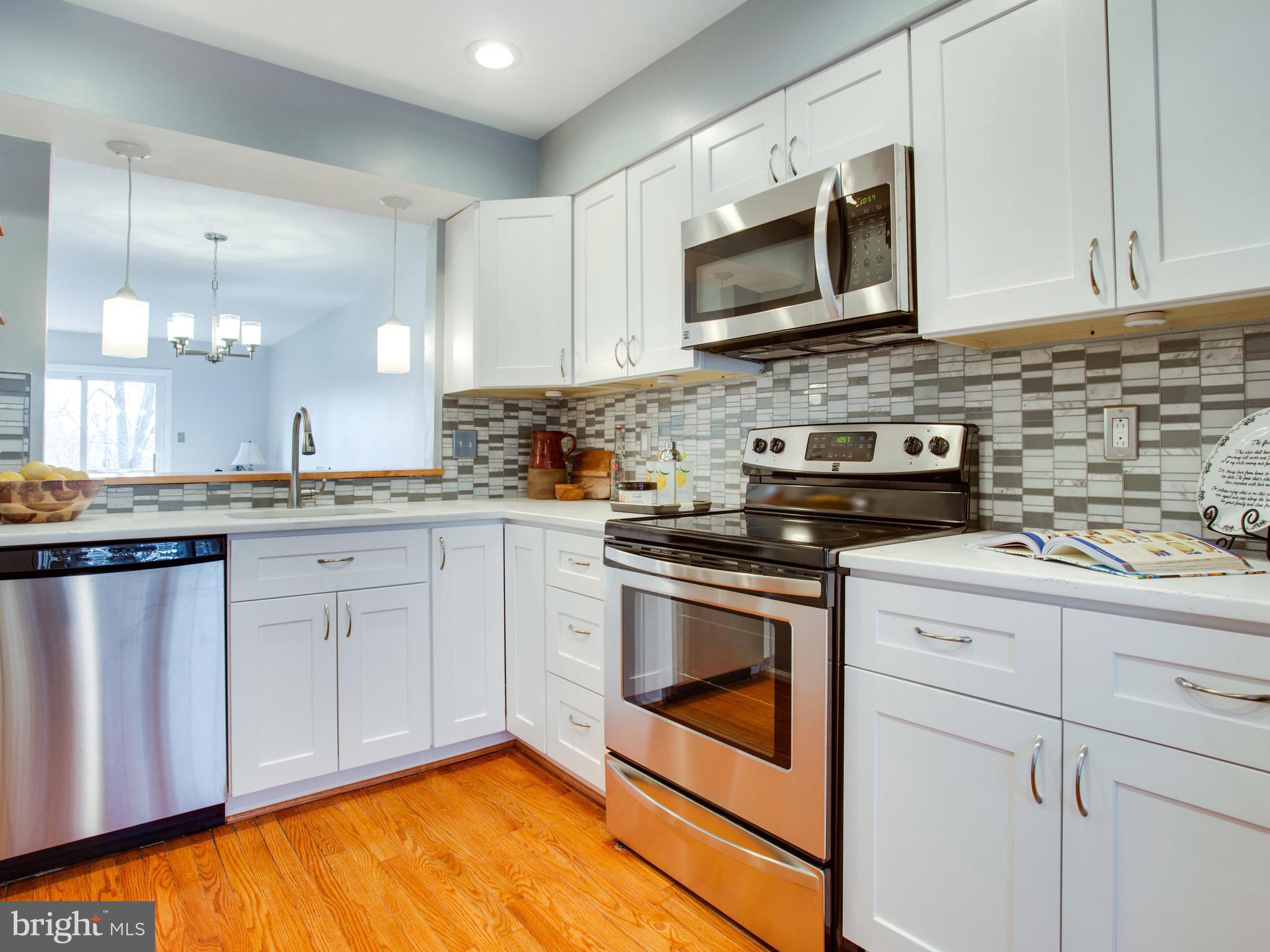 SPRINGFIELD OAKS - Residential