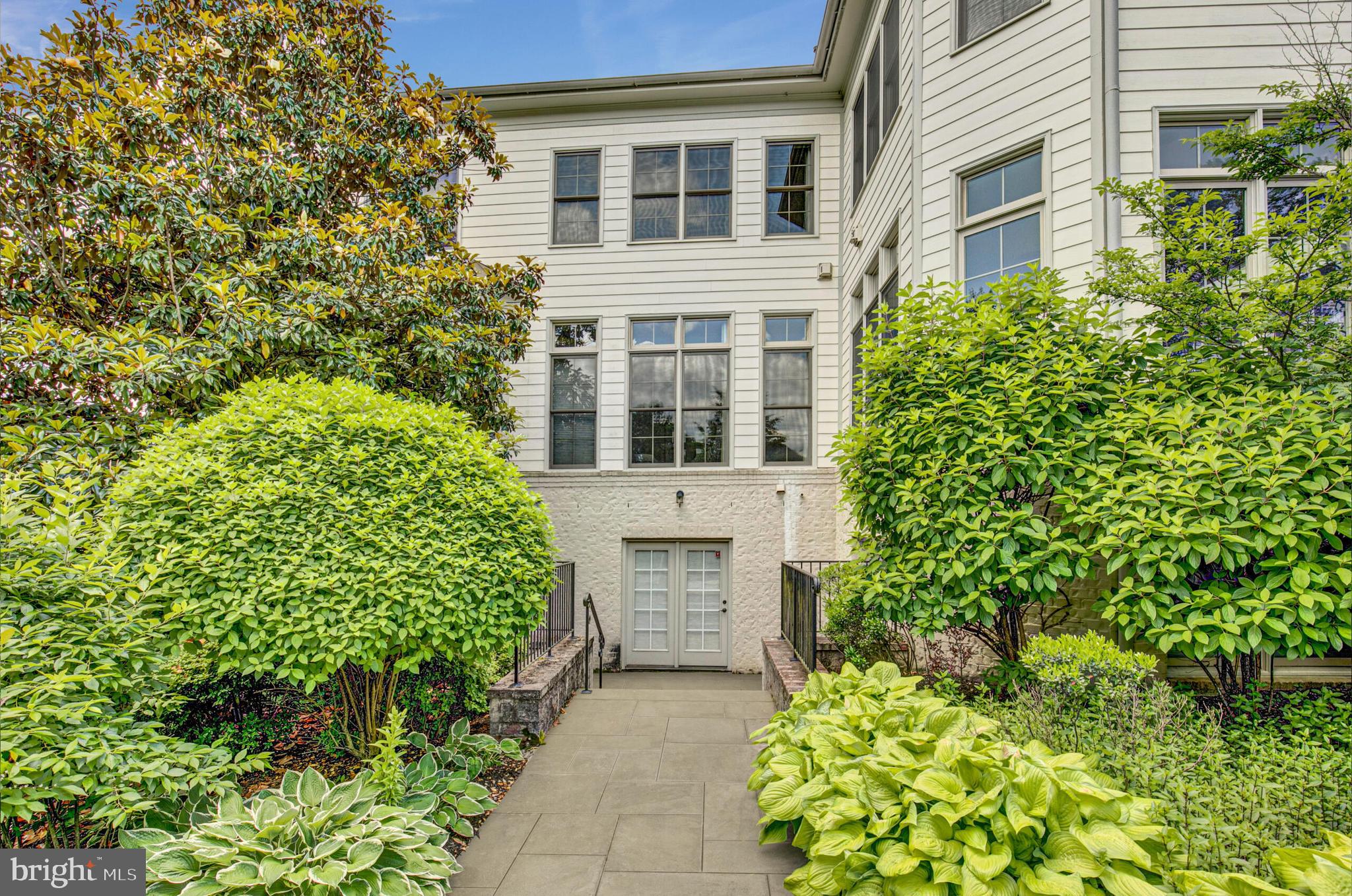 MAYMONT ESTATES - Residential