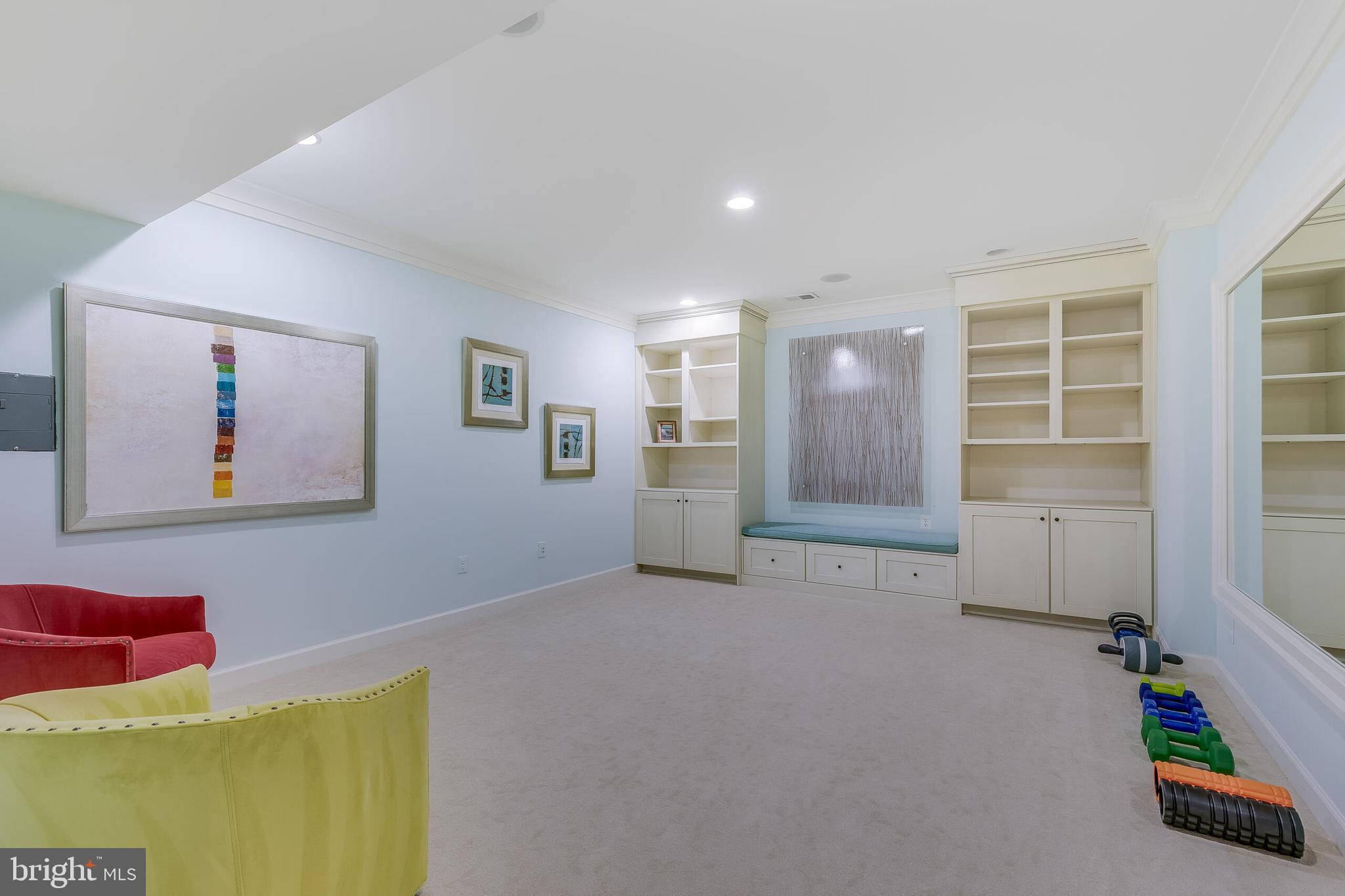 MAYMONT ESTATES - Residential