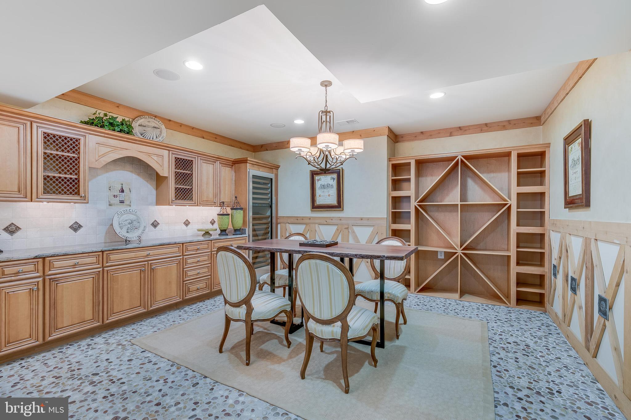 MAYMONT ESTATES - Residential